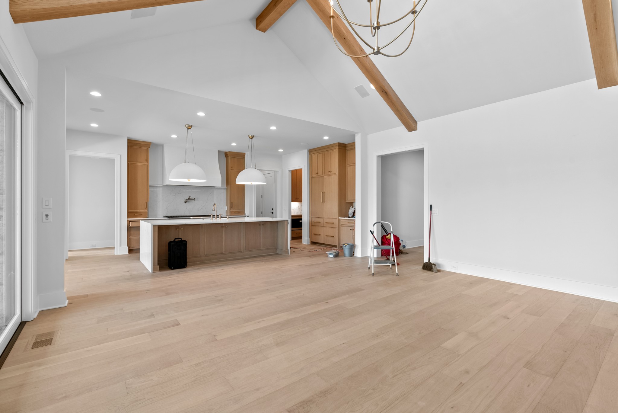 8123 Boiling Springs Pl