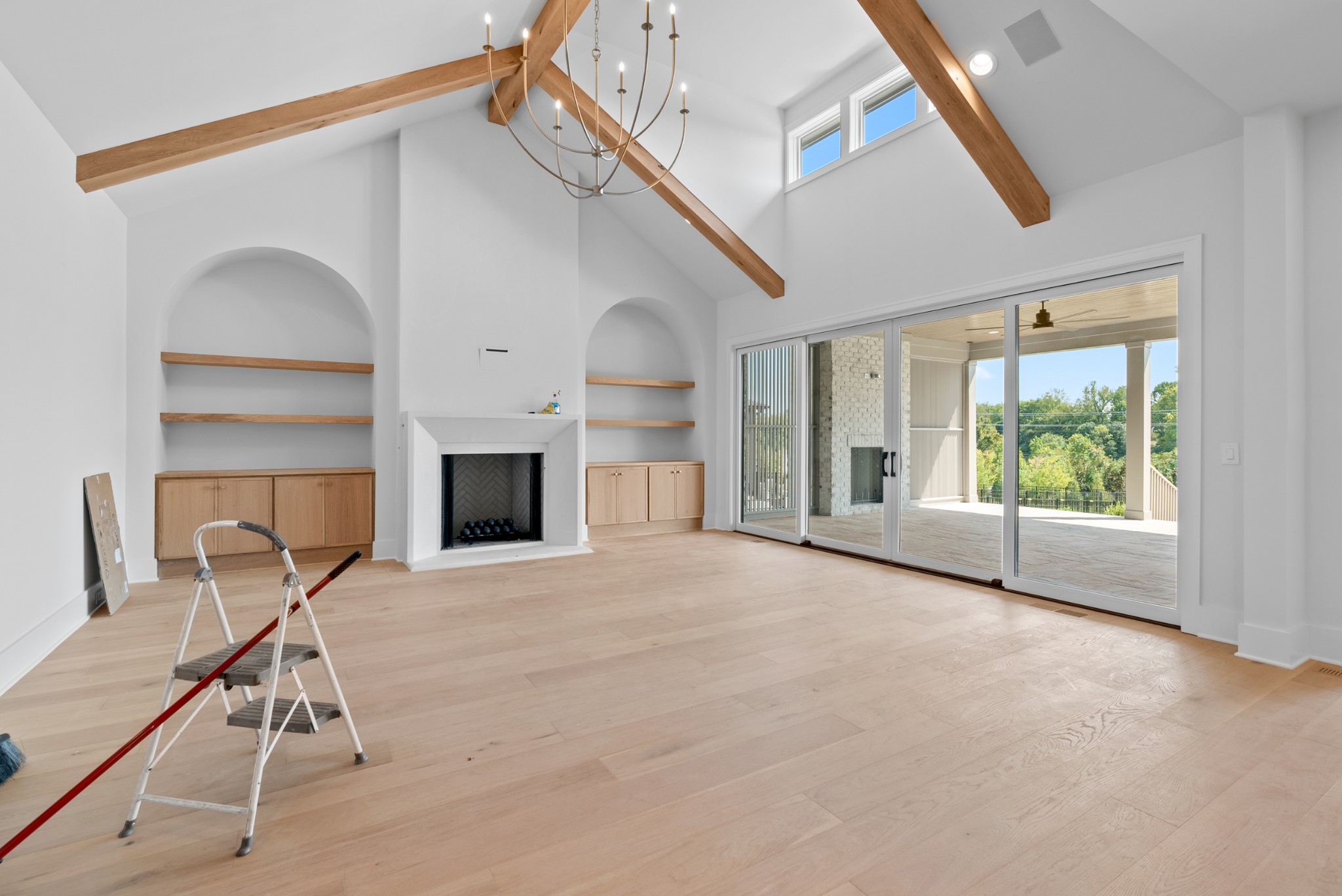 8123 Boiling Springs Pl