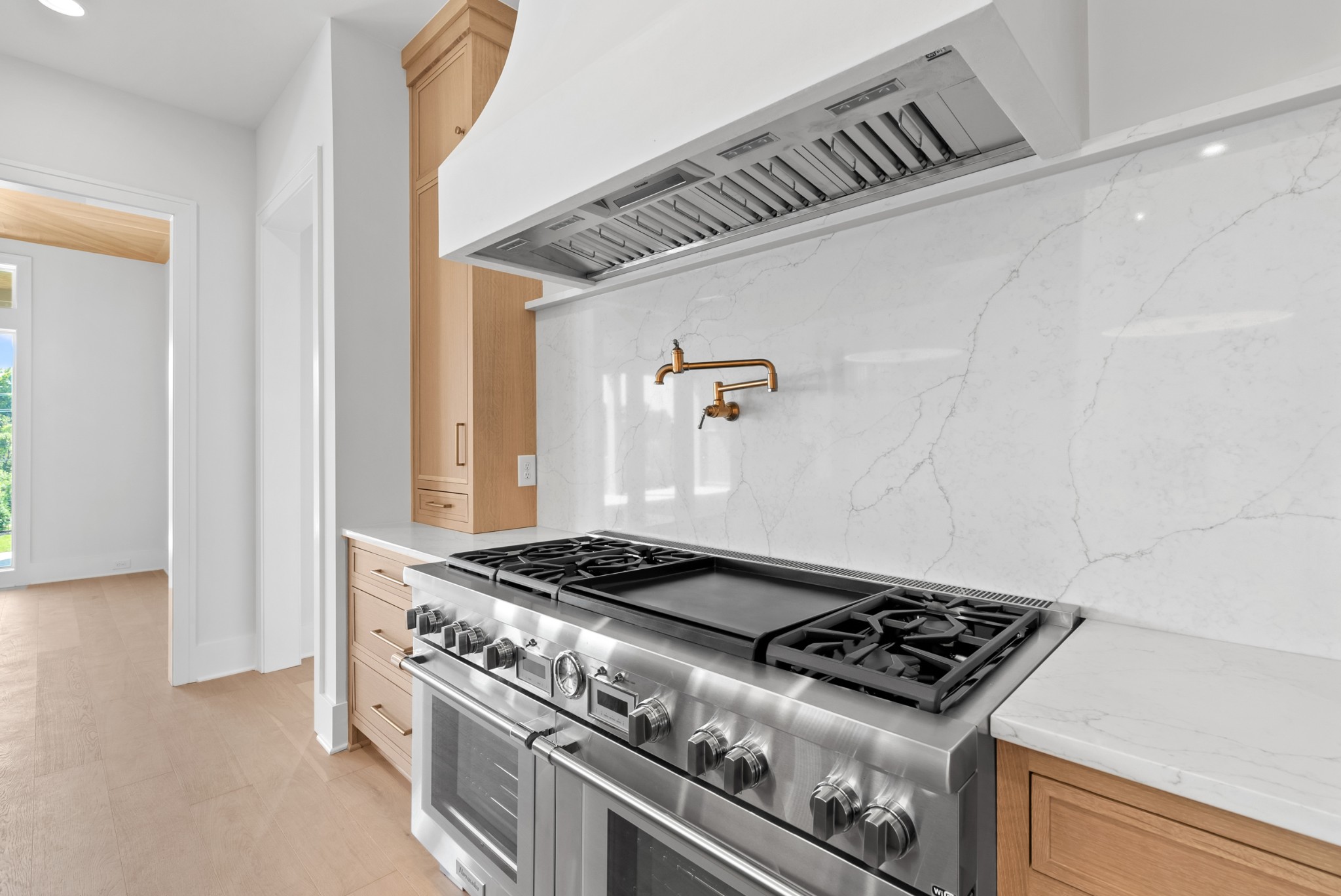 8123 Boiling Springs Pl