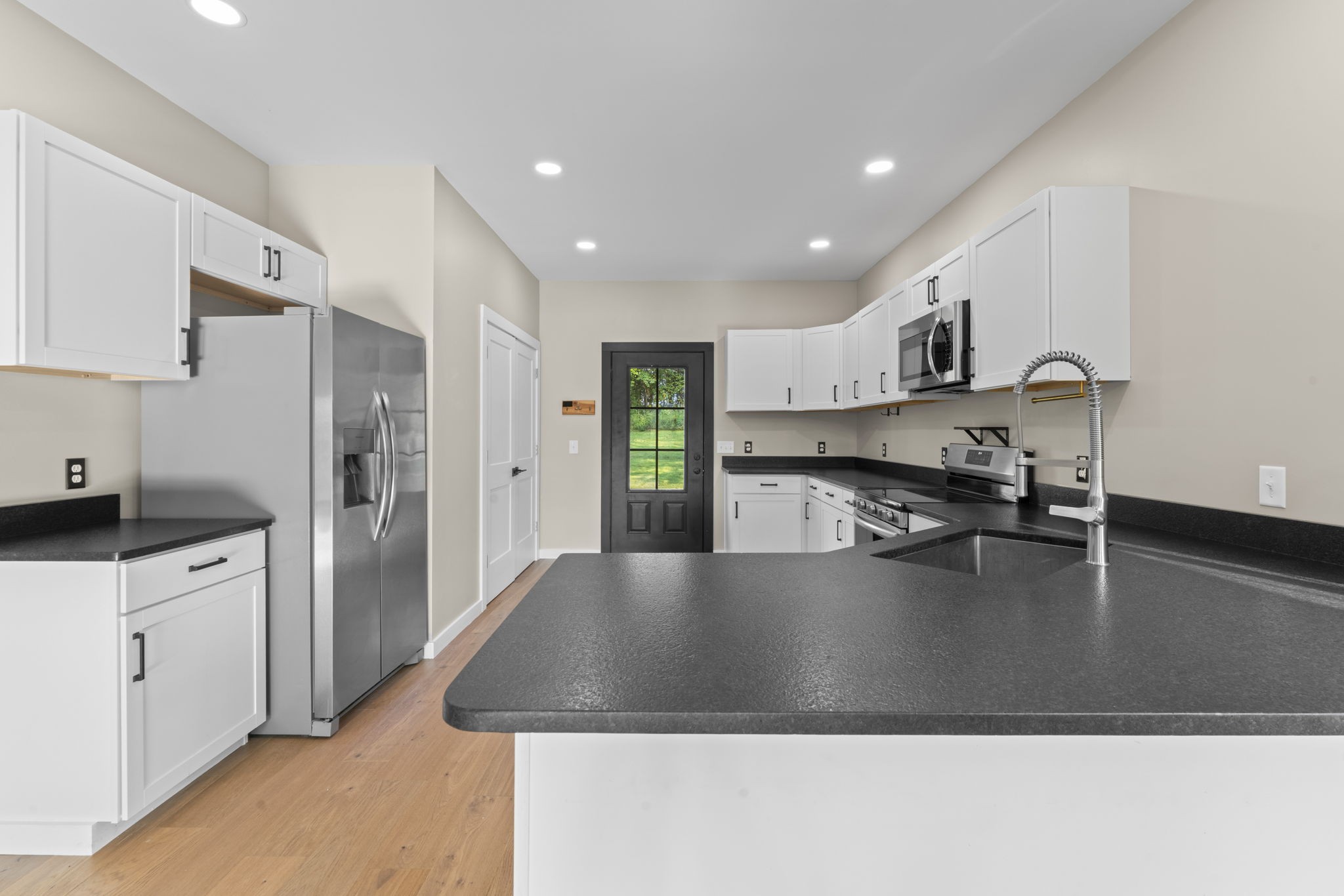 119 Line St