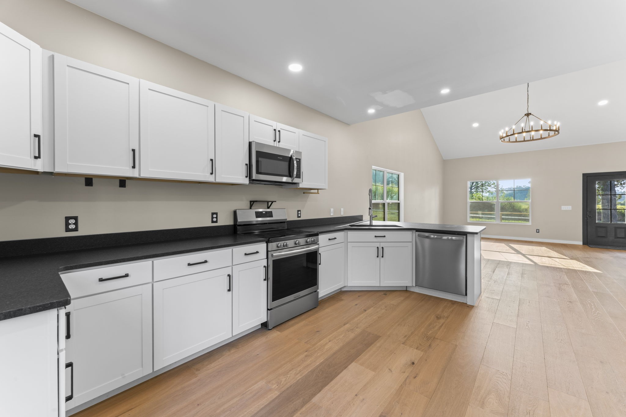 119 Line St