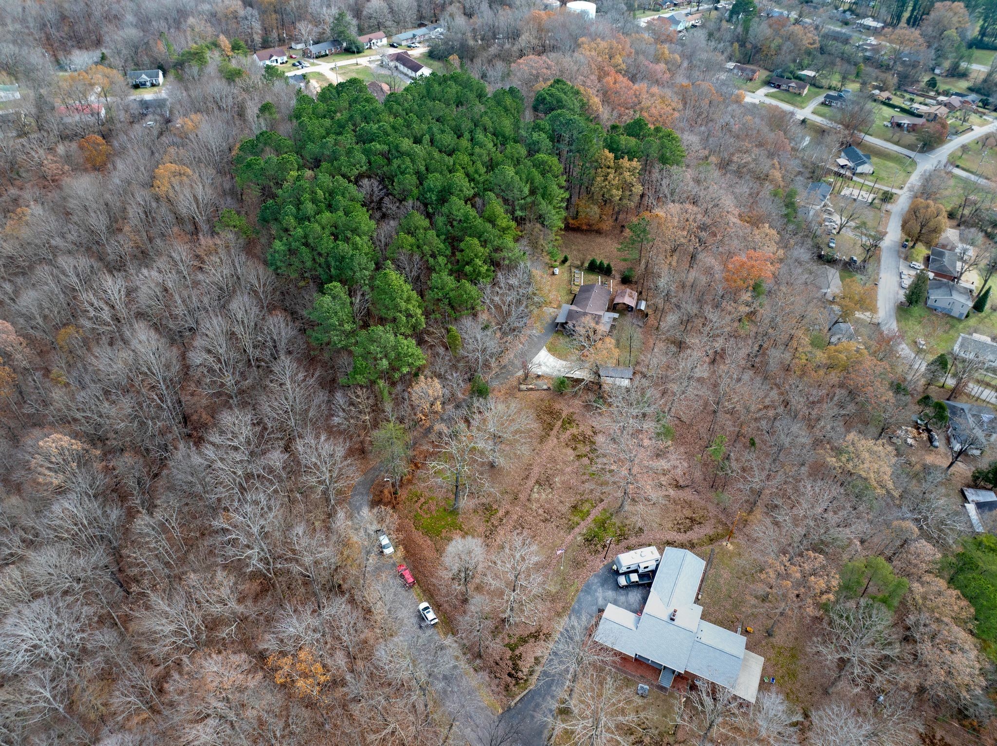 100 Lakeview Dr