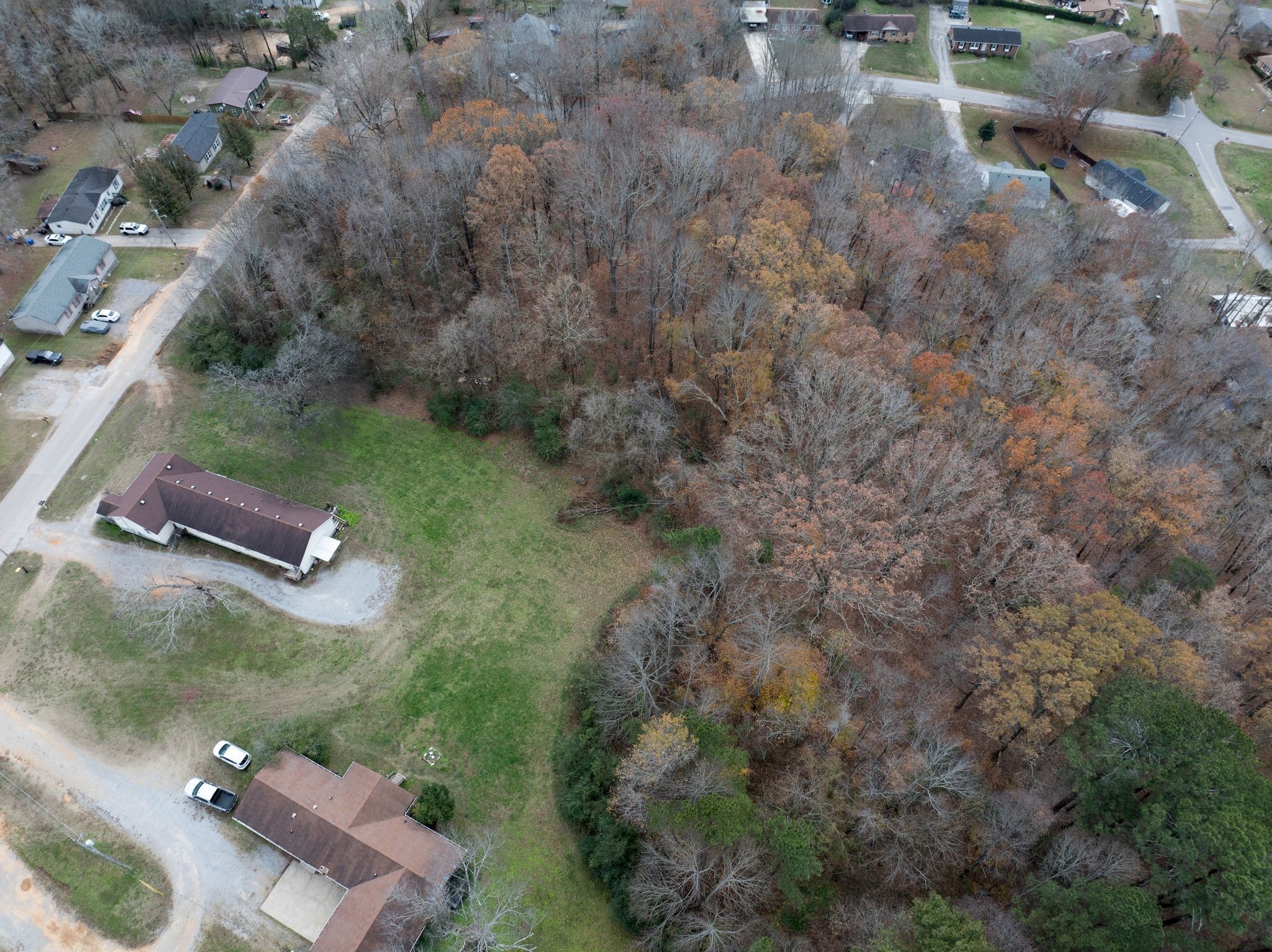 100 Lakeview Dr