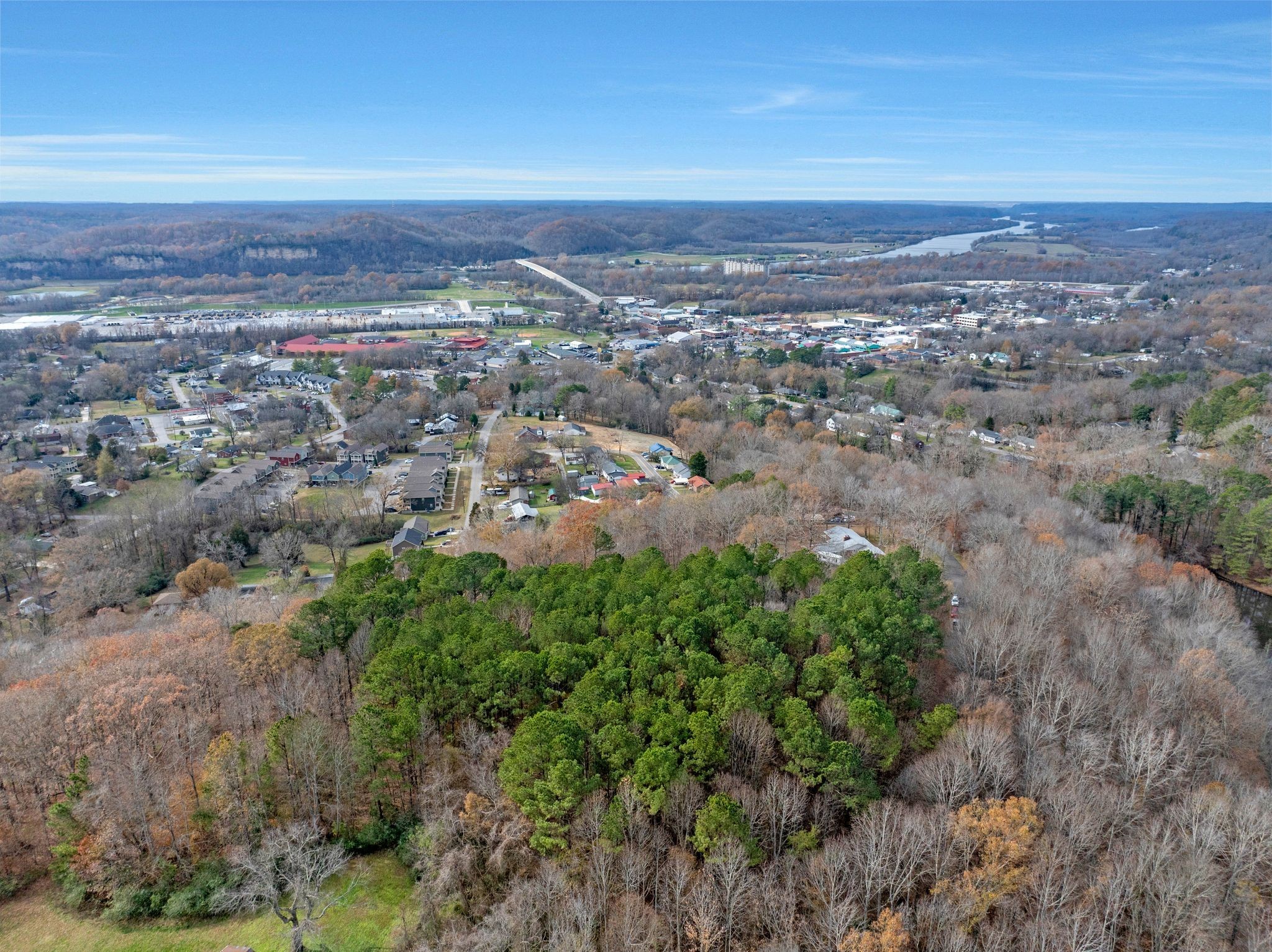 100 Lakeview Dr