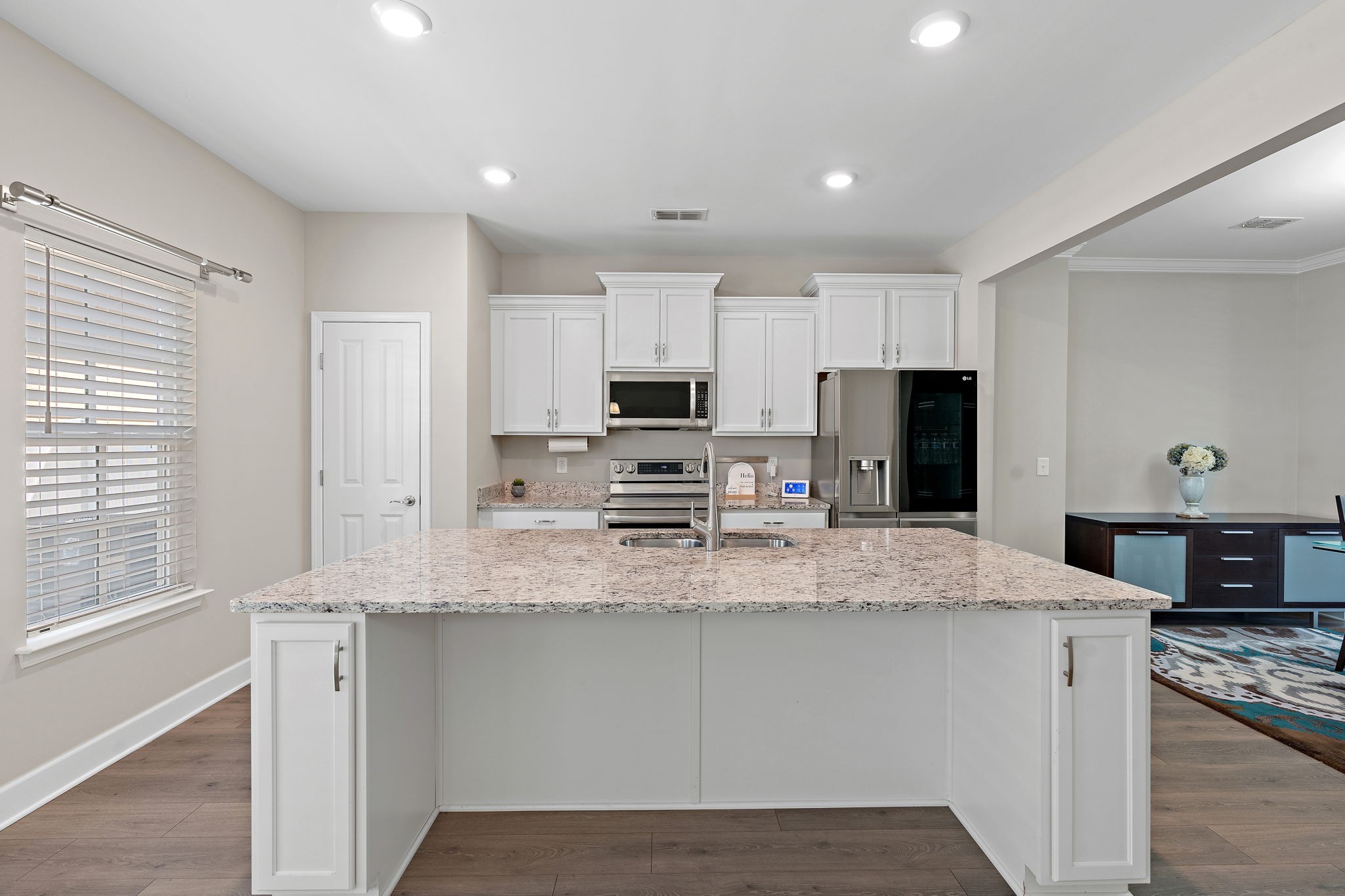 2319 Fairchild Circle