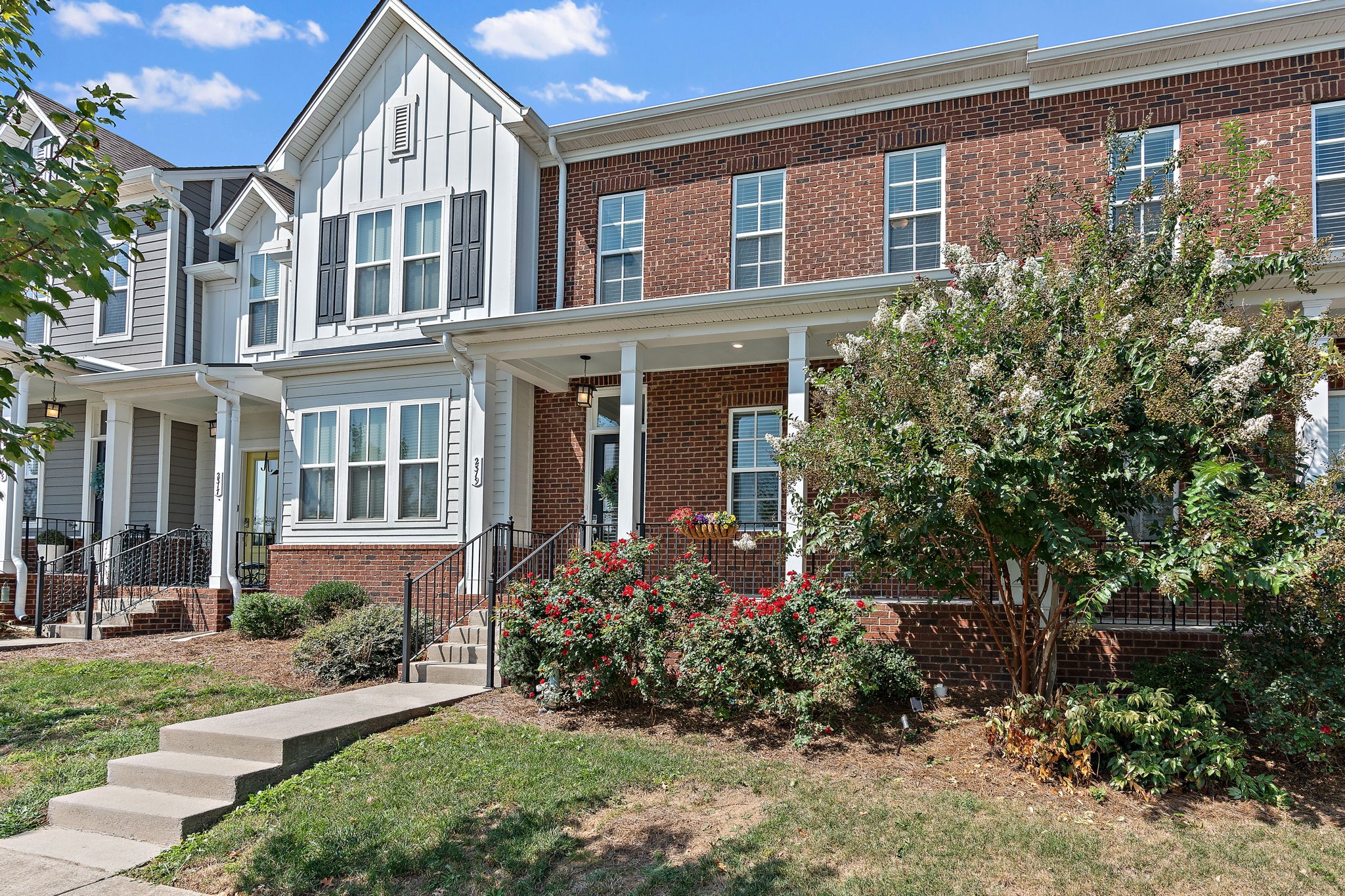2319 Fairchild Circle
