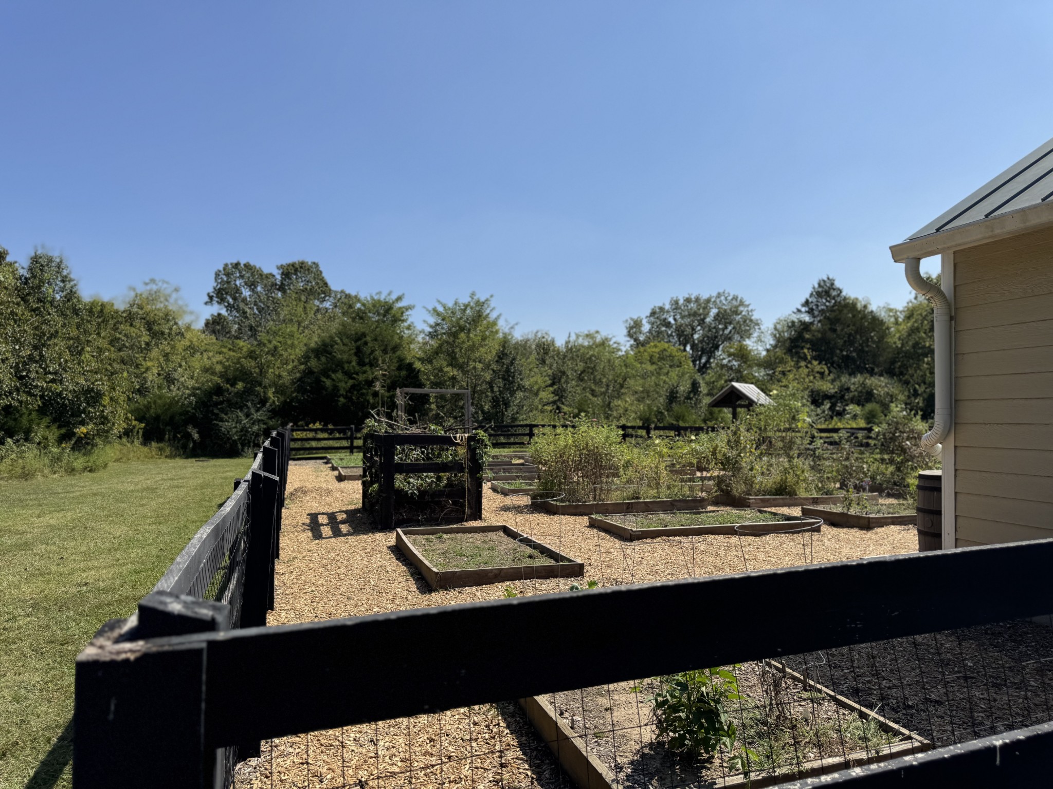 2319 Fairchild Circle