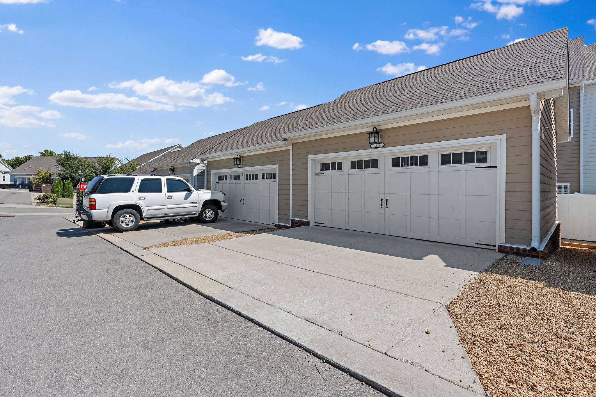 2319 Fairchild Circle