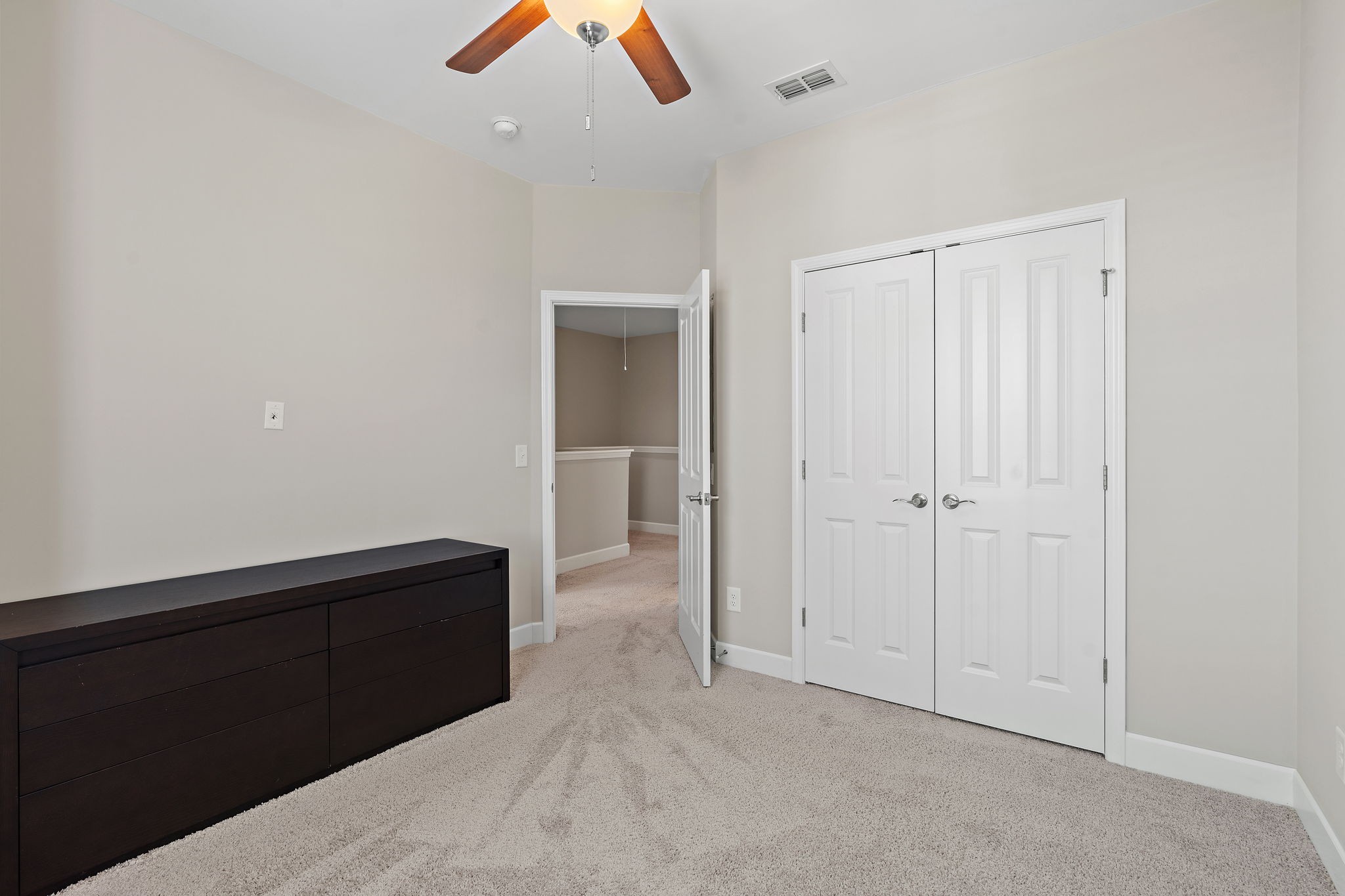 2319 Fairchild Circle