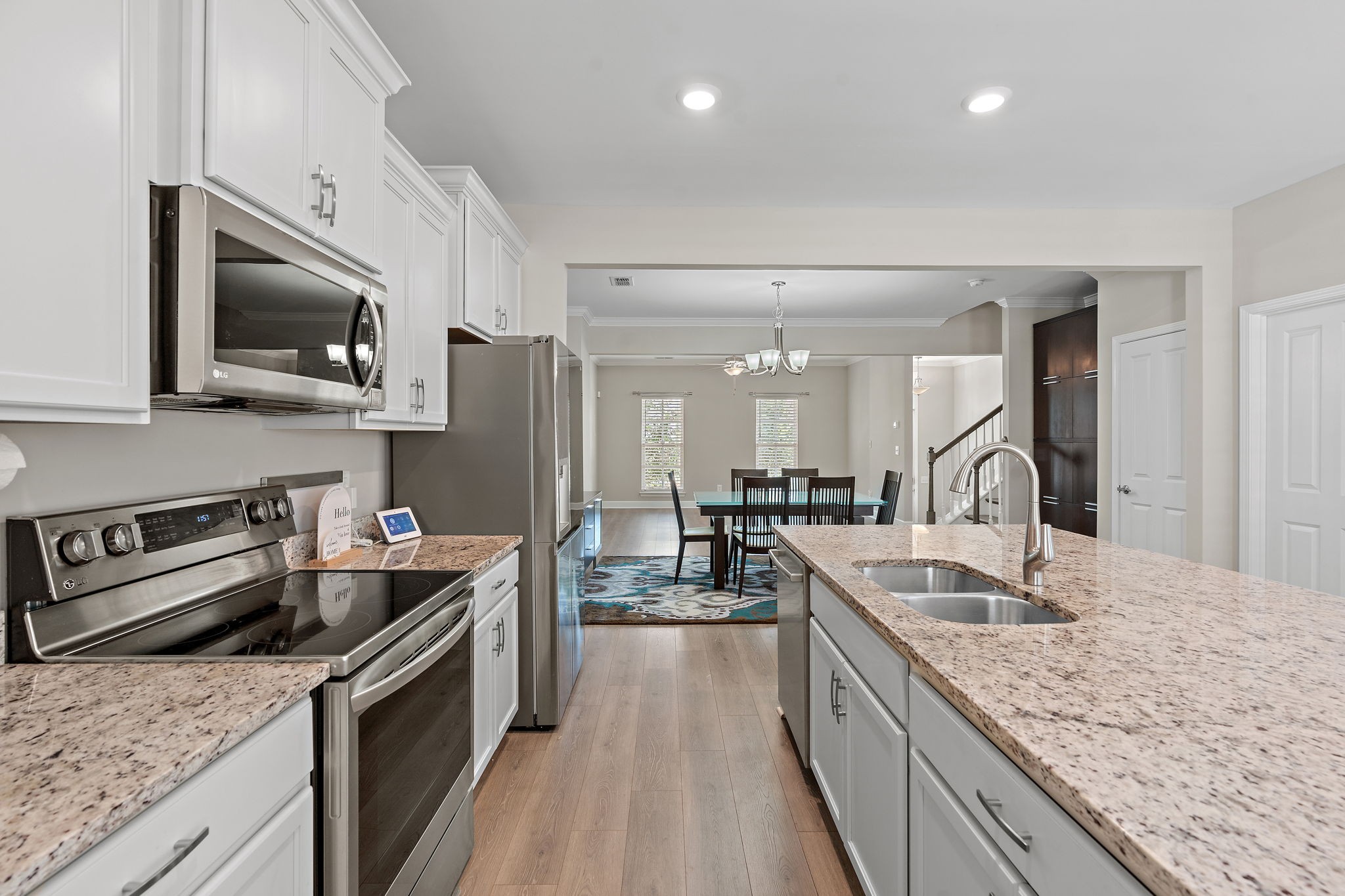 2319 Fairchild Circle