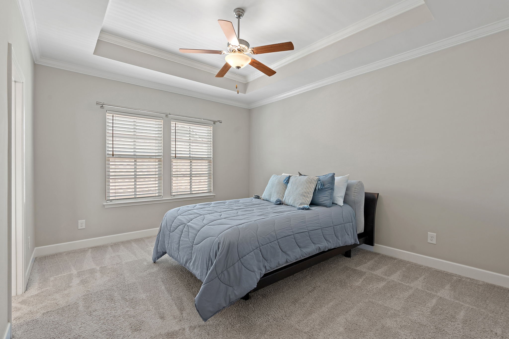 2319 Fairchild Circle