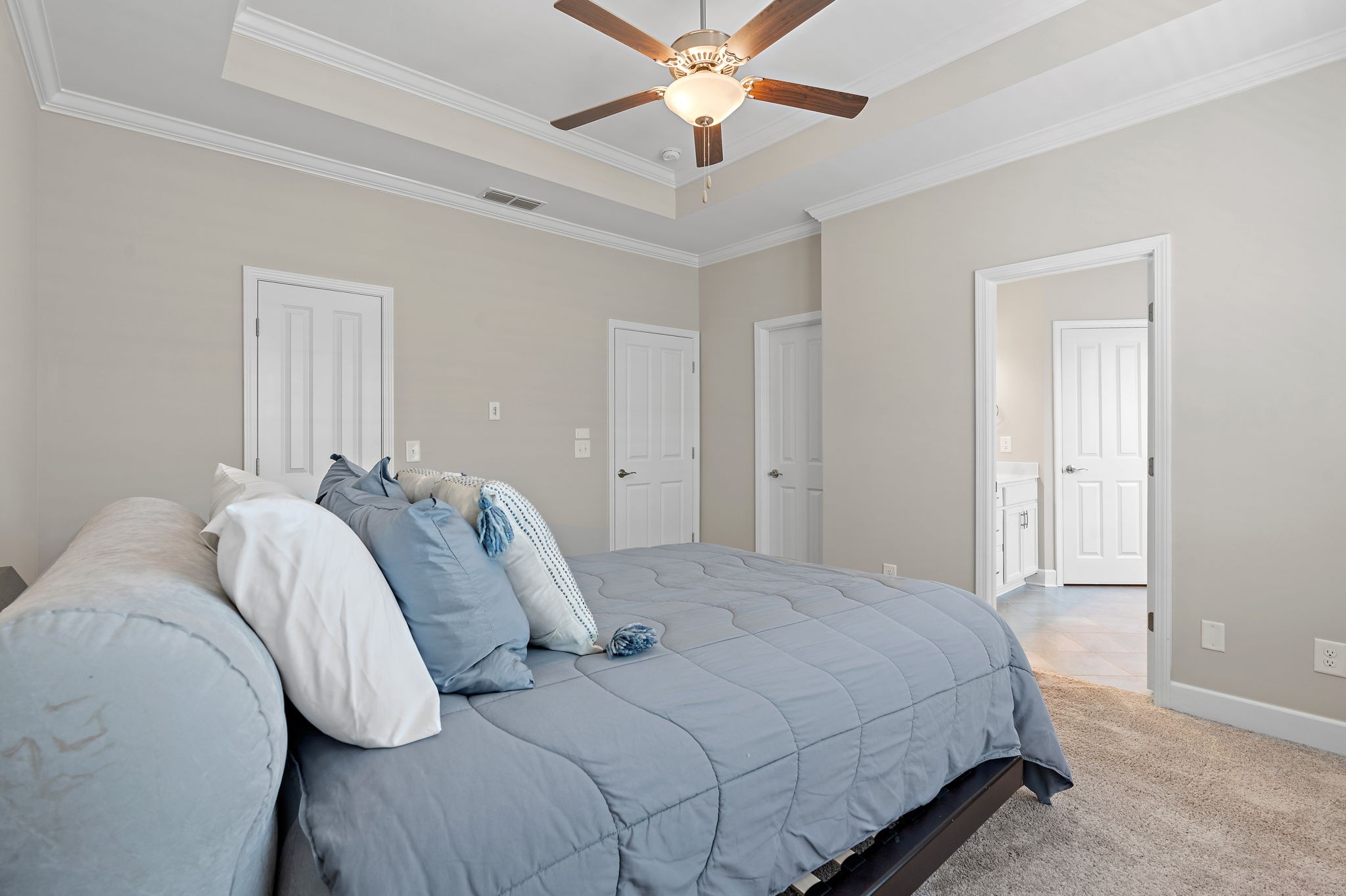 2319 Fairchild Circle