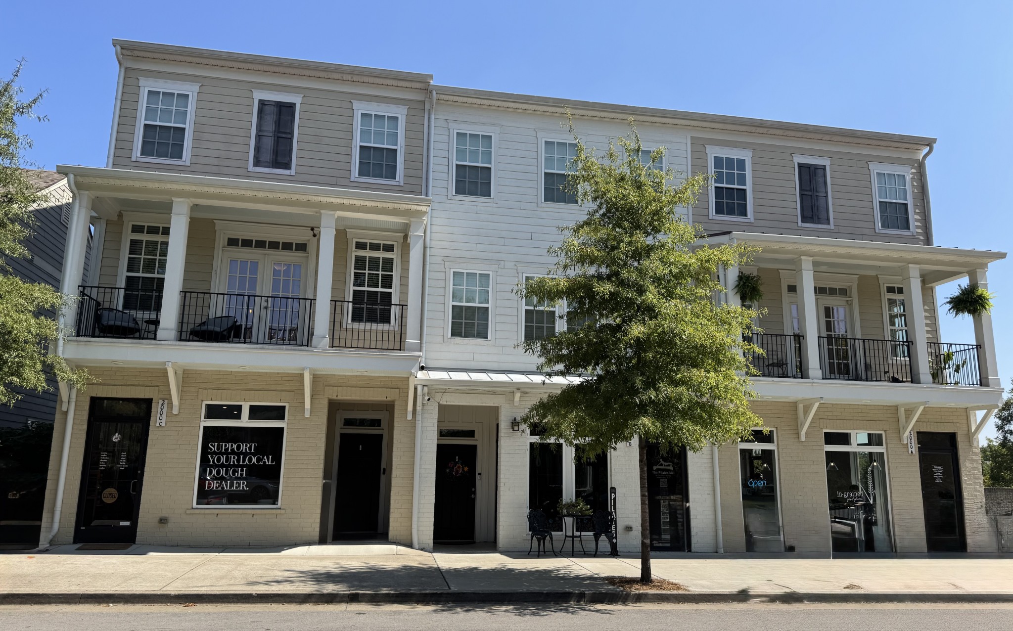 2319 Fairchild Circle