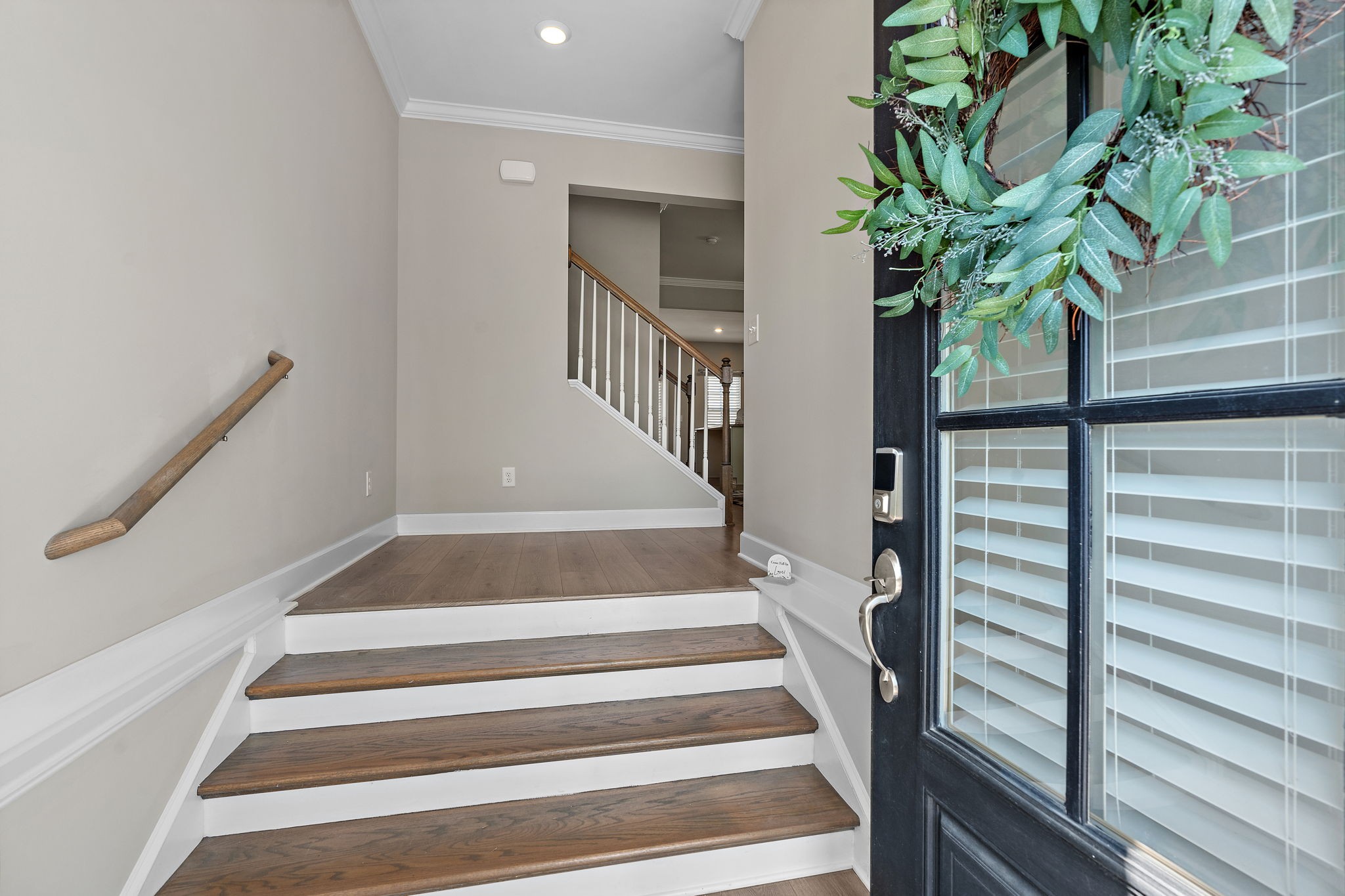 2319 Fairchild Circle