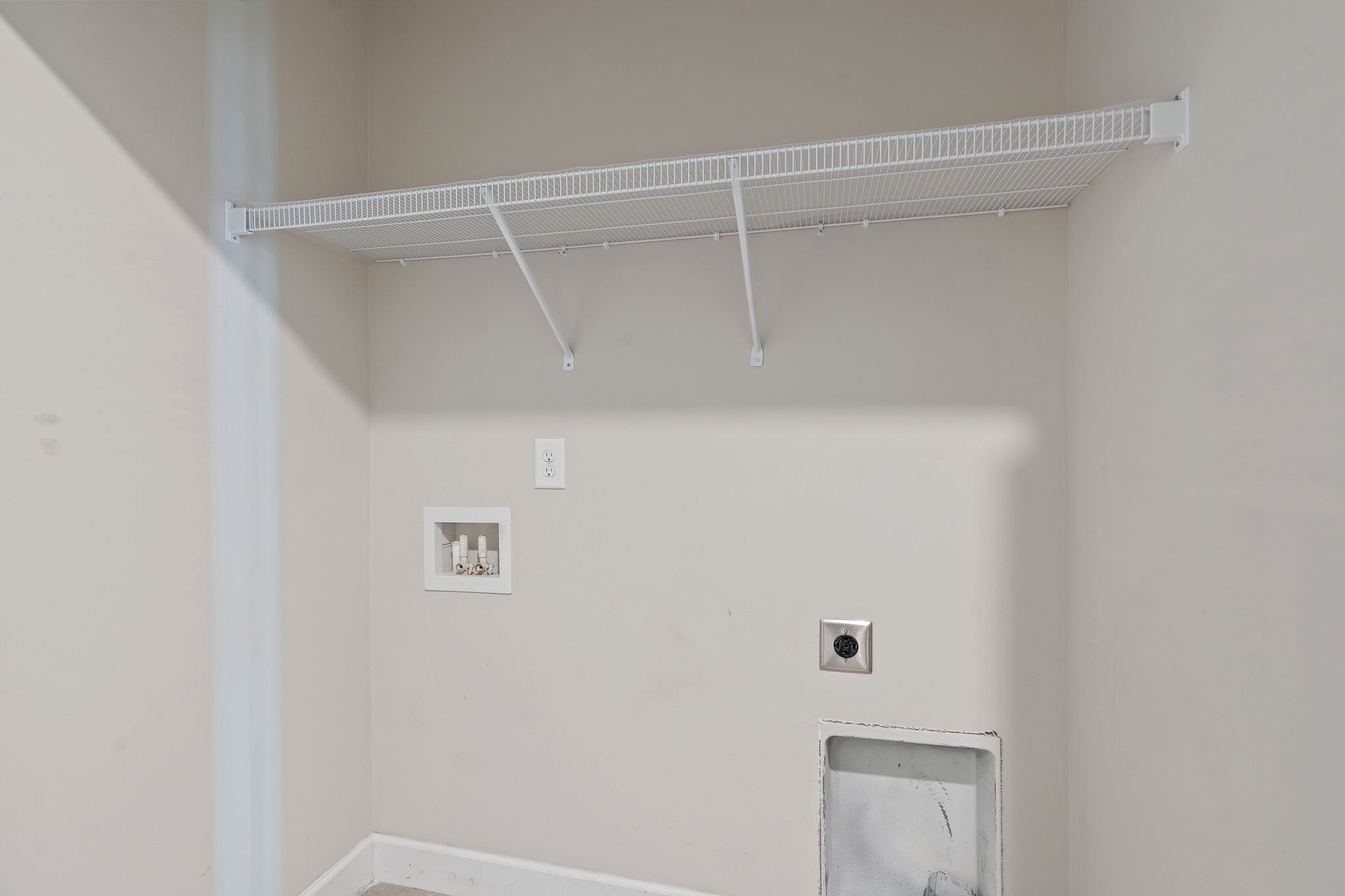 2319 Fairchild Circle