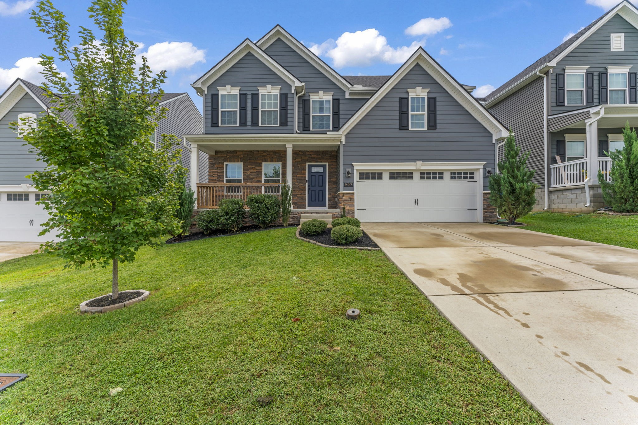 907 Caywood Rd