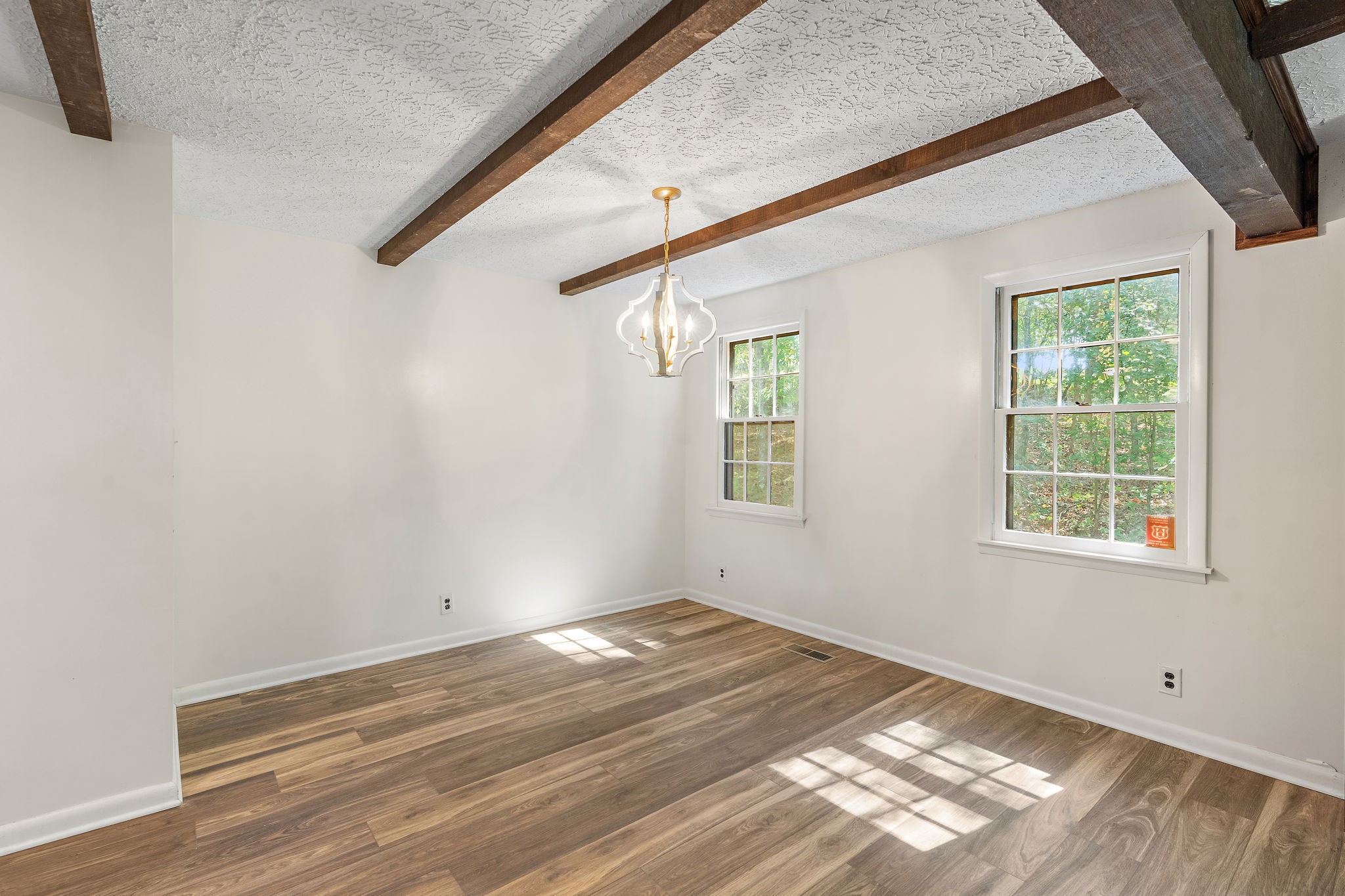 1627 W Grab Creek Rd