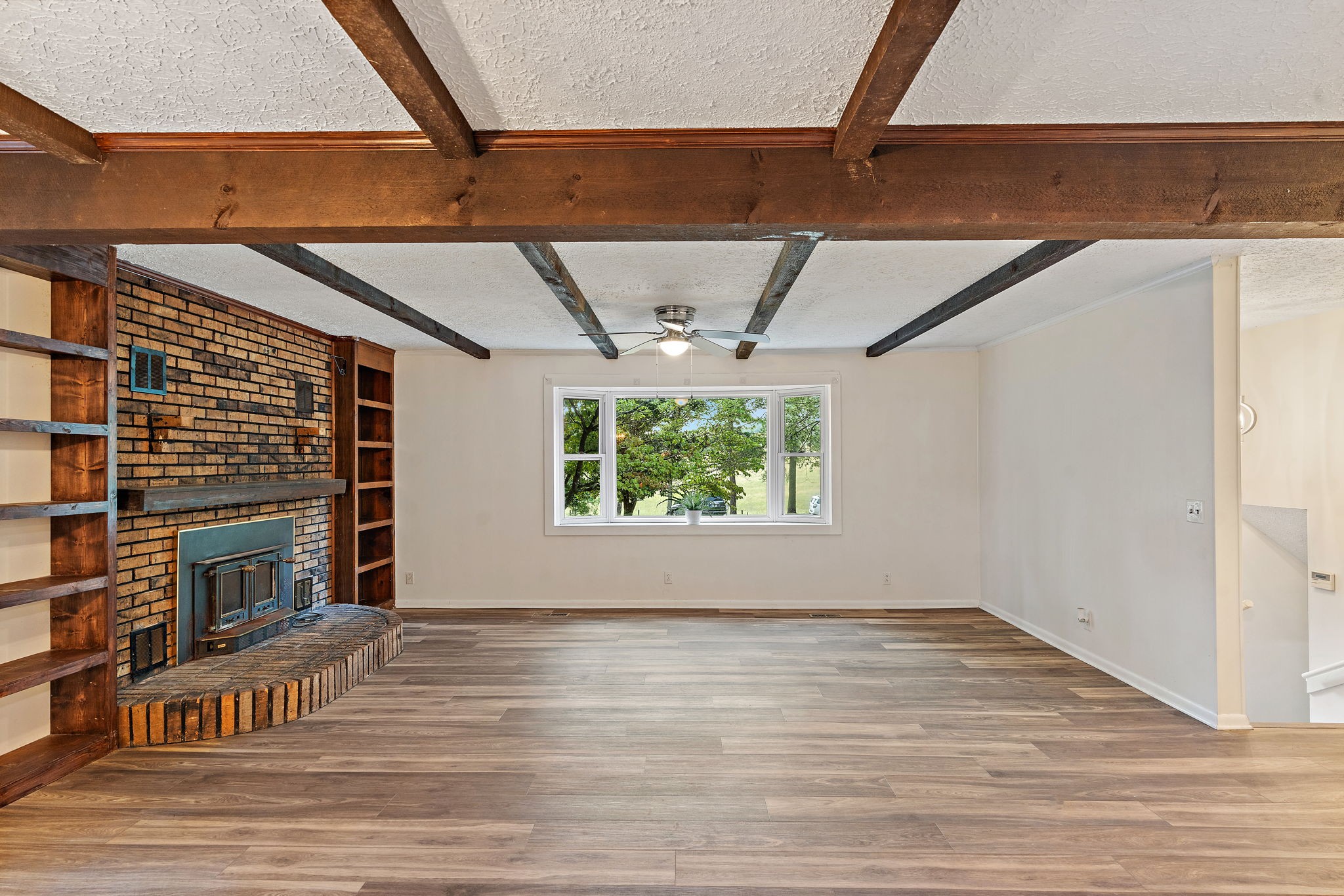 1627 W Grab Creek Rd