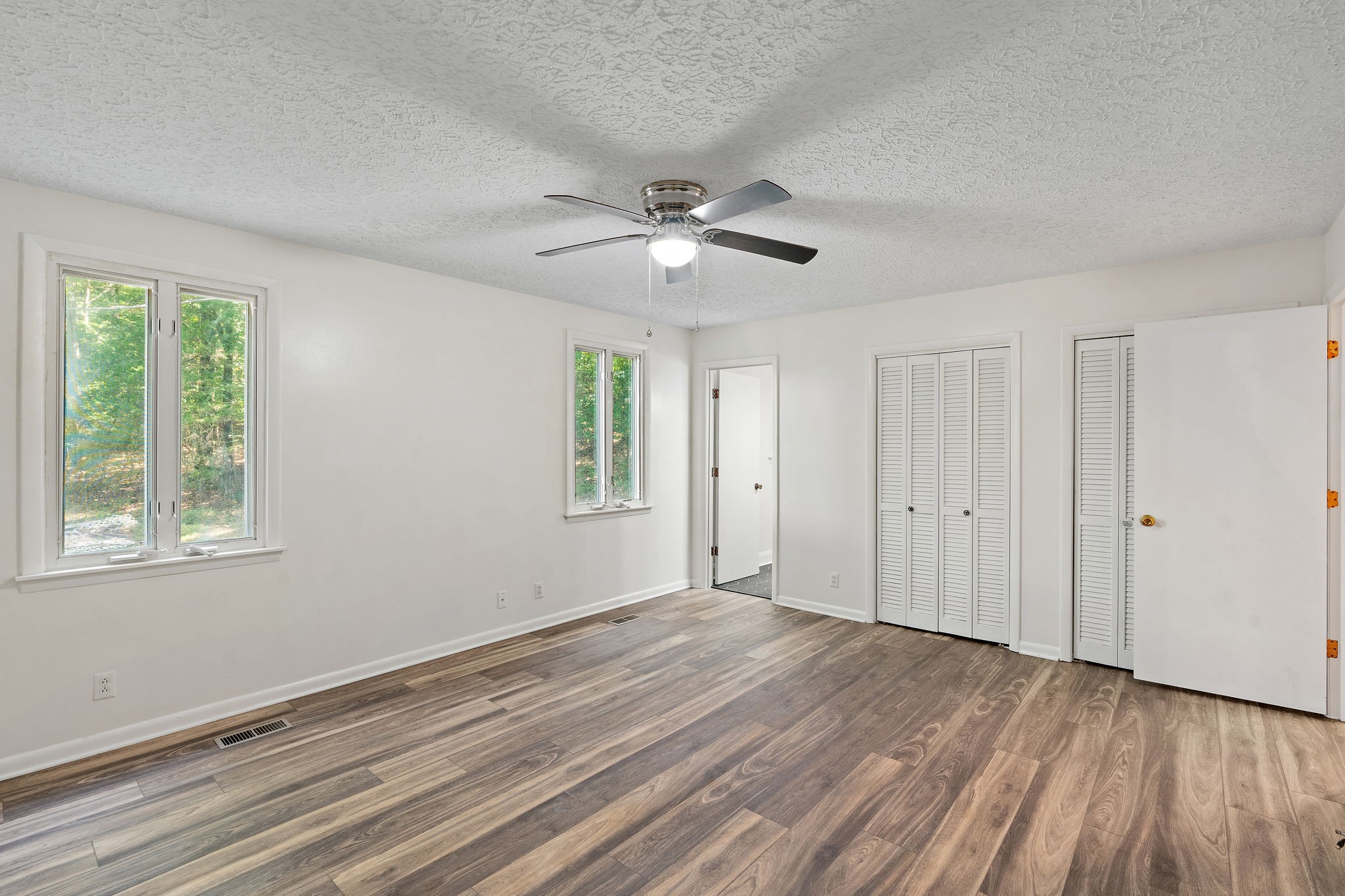 1627 W Grab Creek Rd