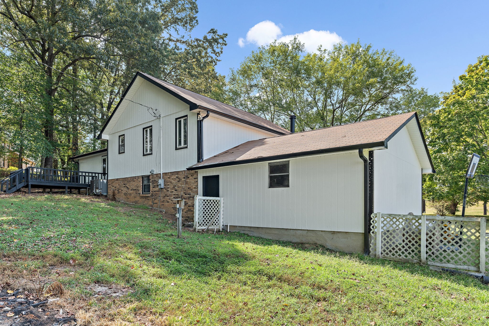 1627 W Grab Creek Rd