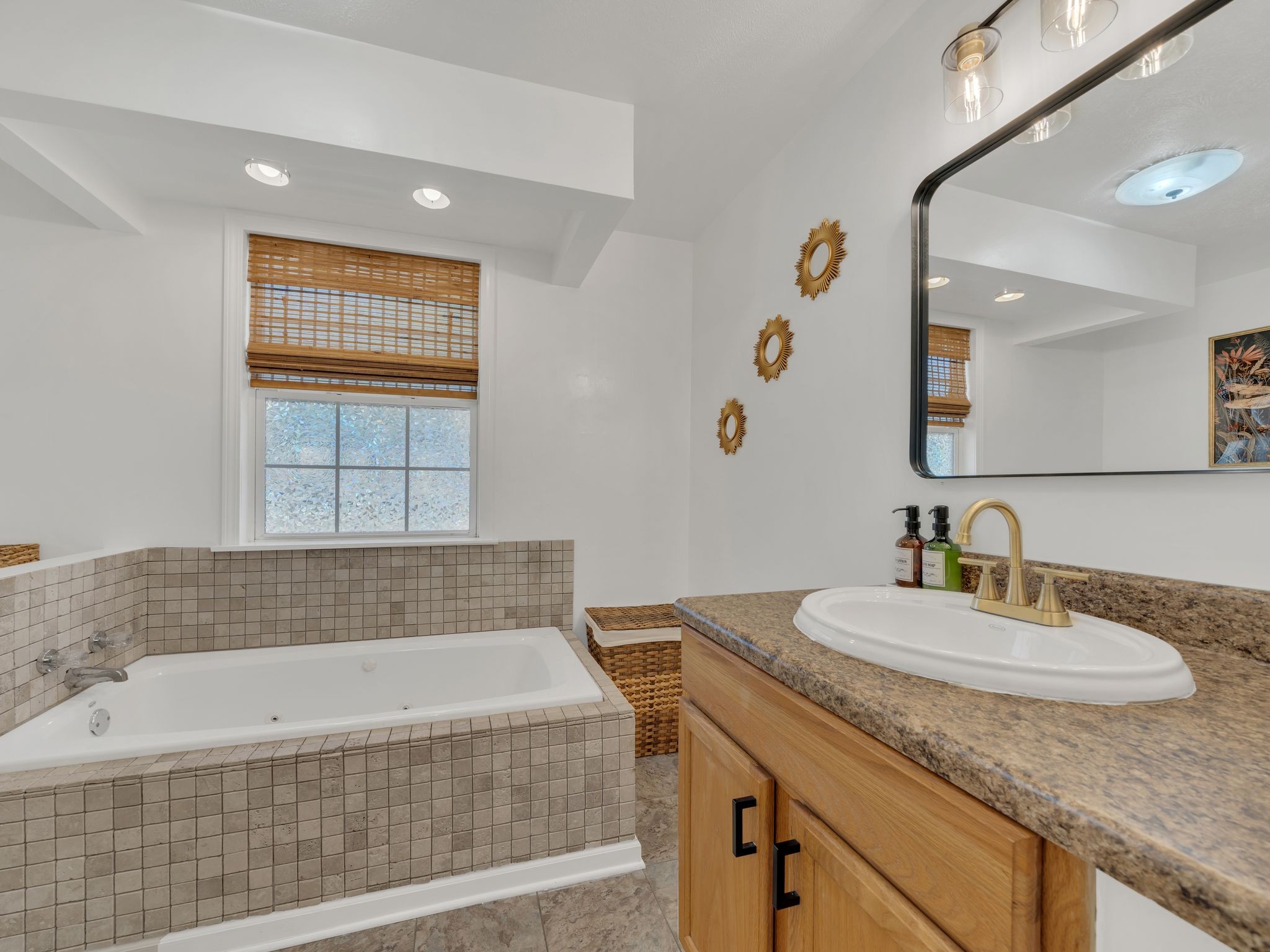213 Orchard Rd