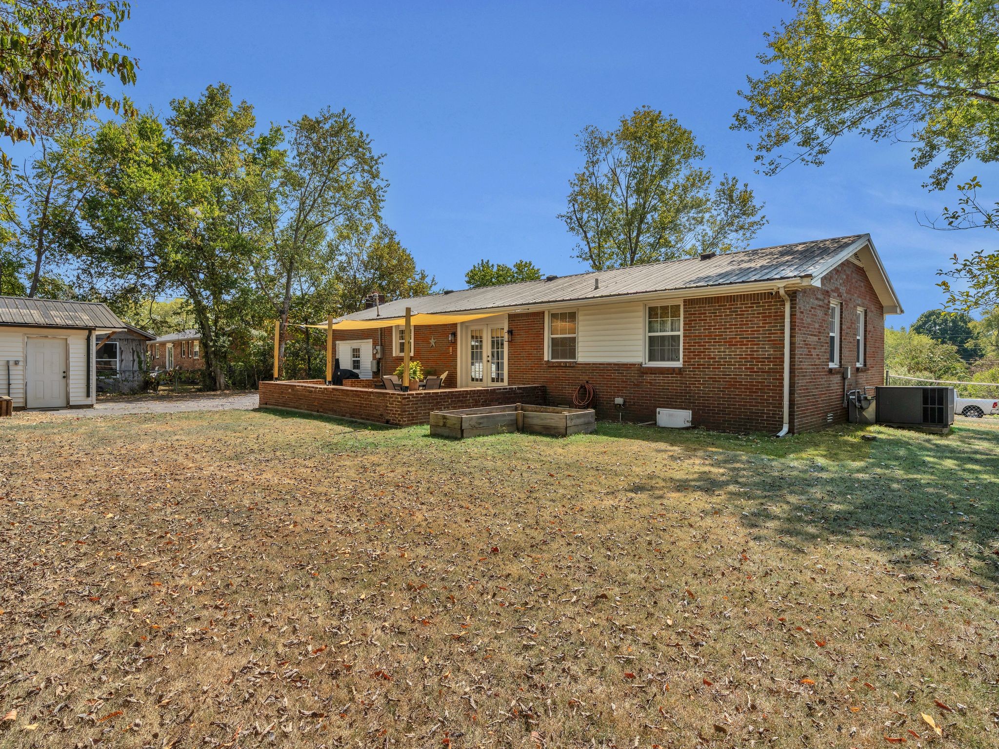 213 Orchard Rd