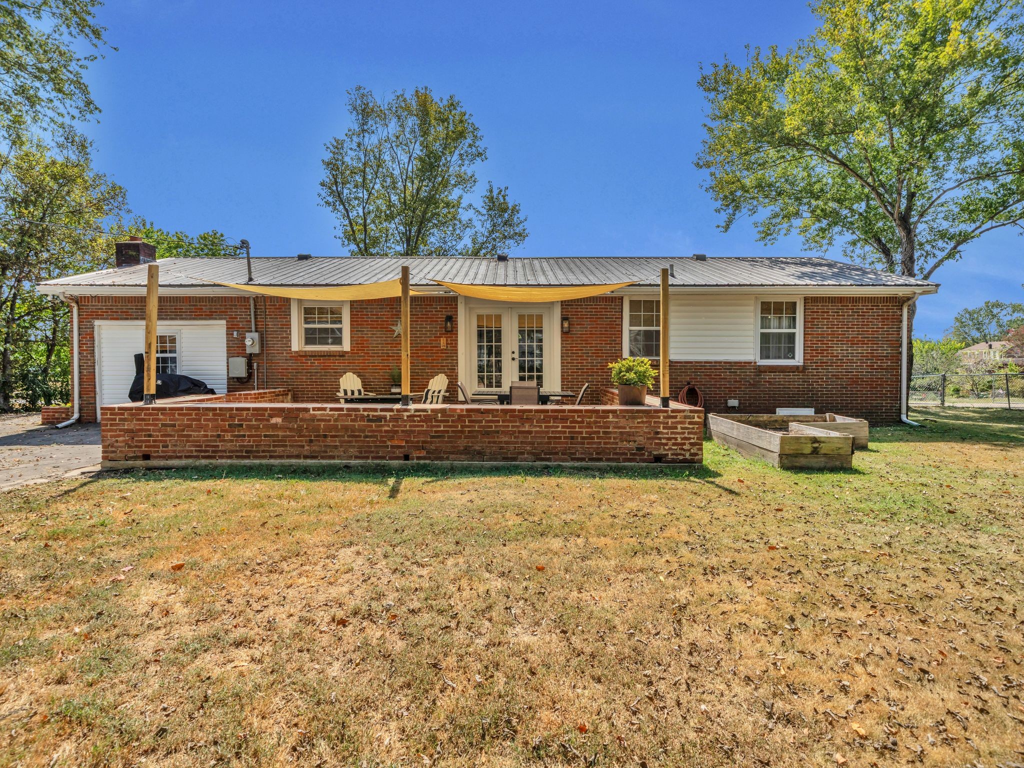 213 Orchard Rd