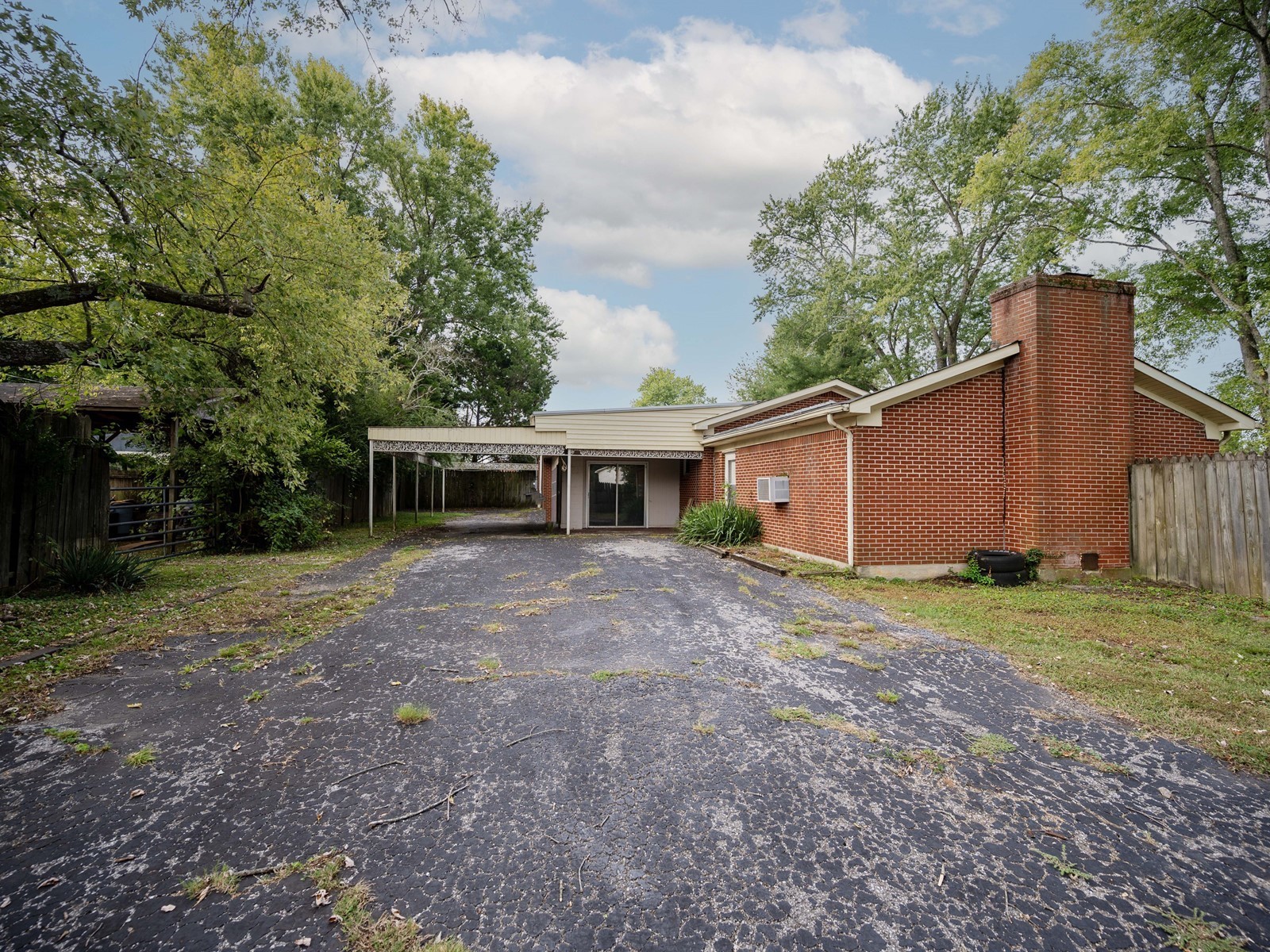 401 Clark Blvd