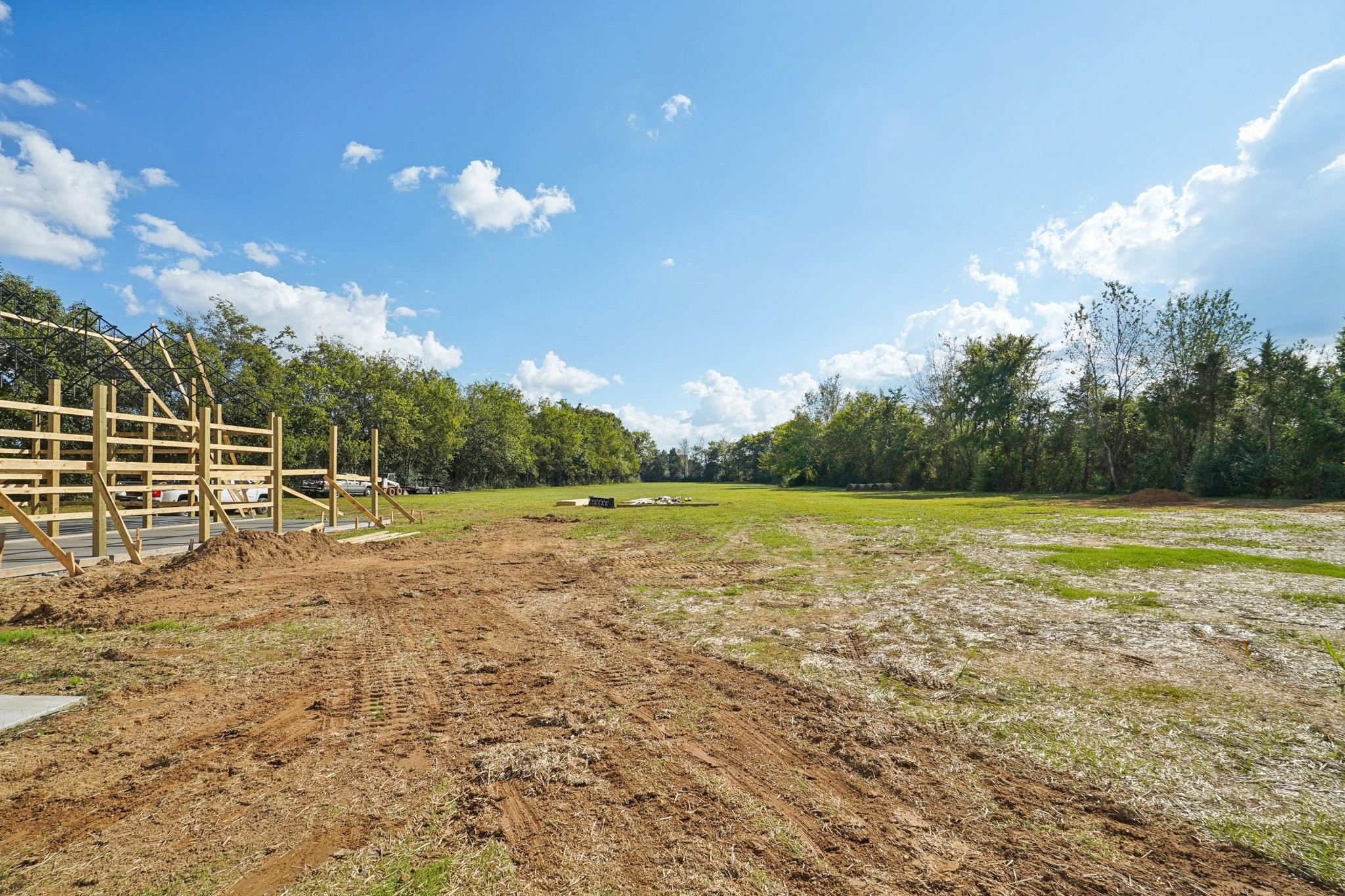 4879 Crescent Lane