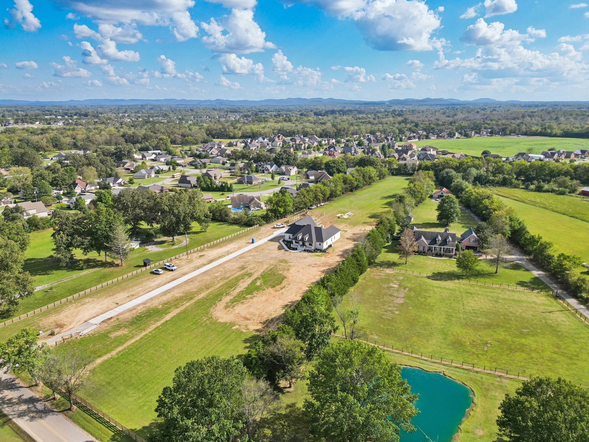 4879 Crescent Lane
