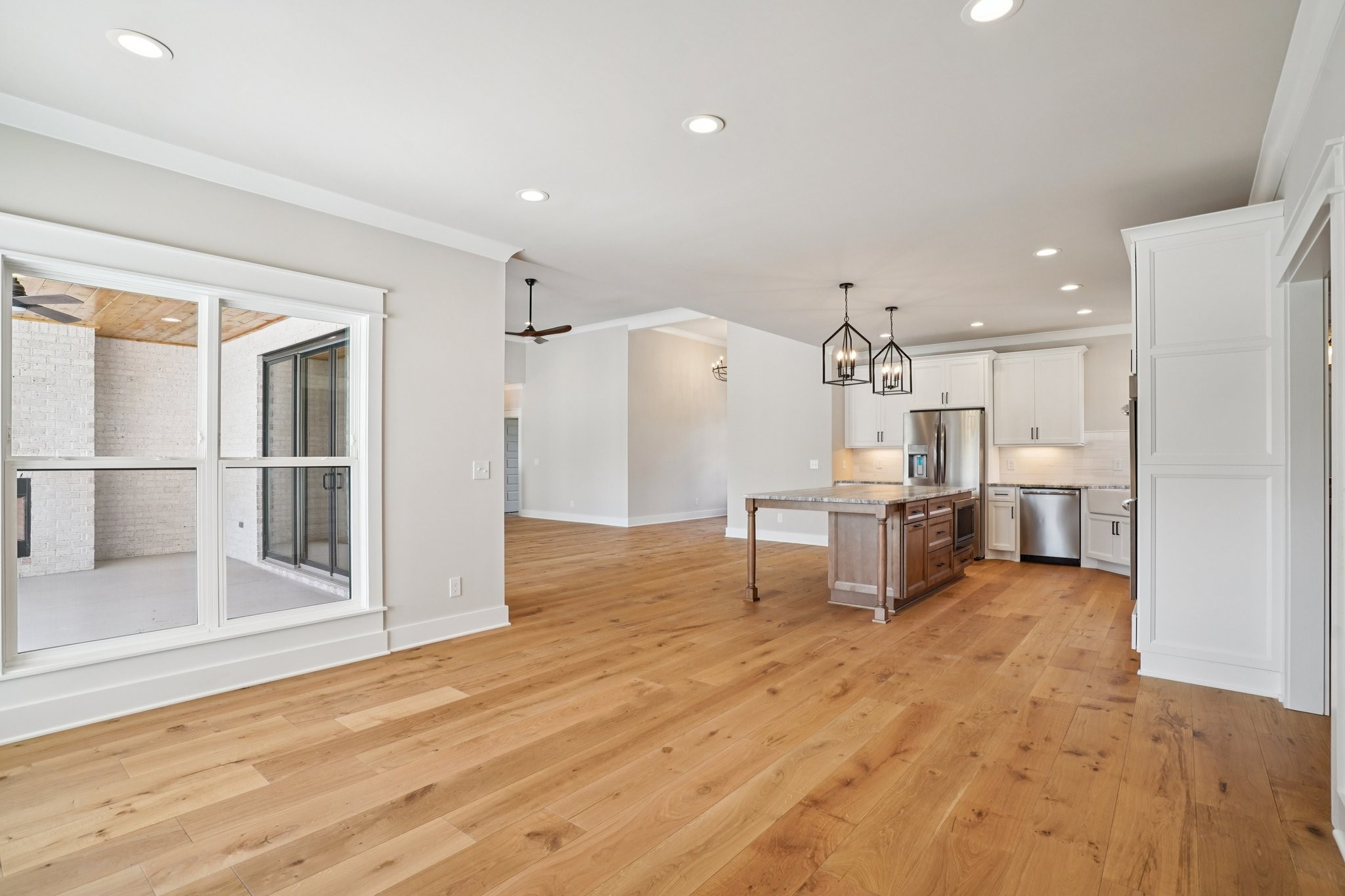 4879 Crescent Lane