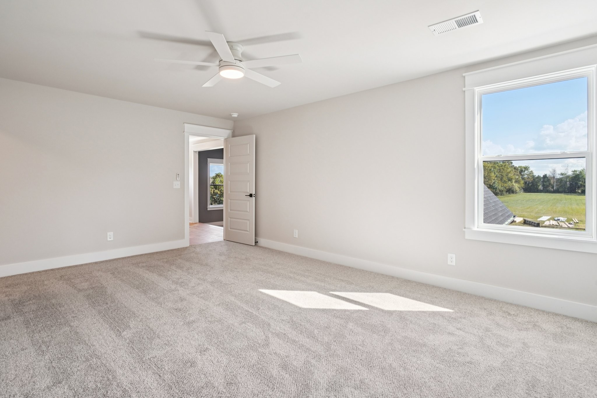4879 Crescent Lane