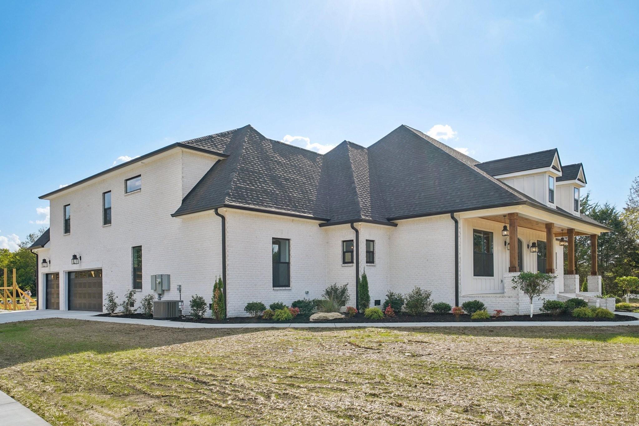 4879 Crescent Lane