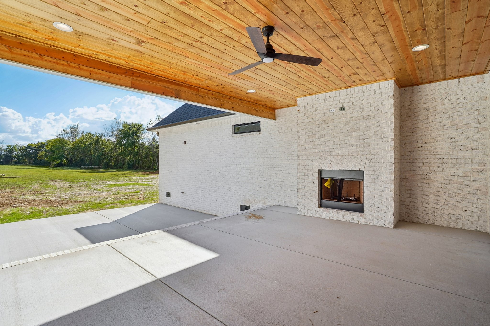 4879 Crescent Lane