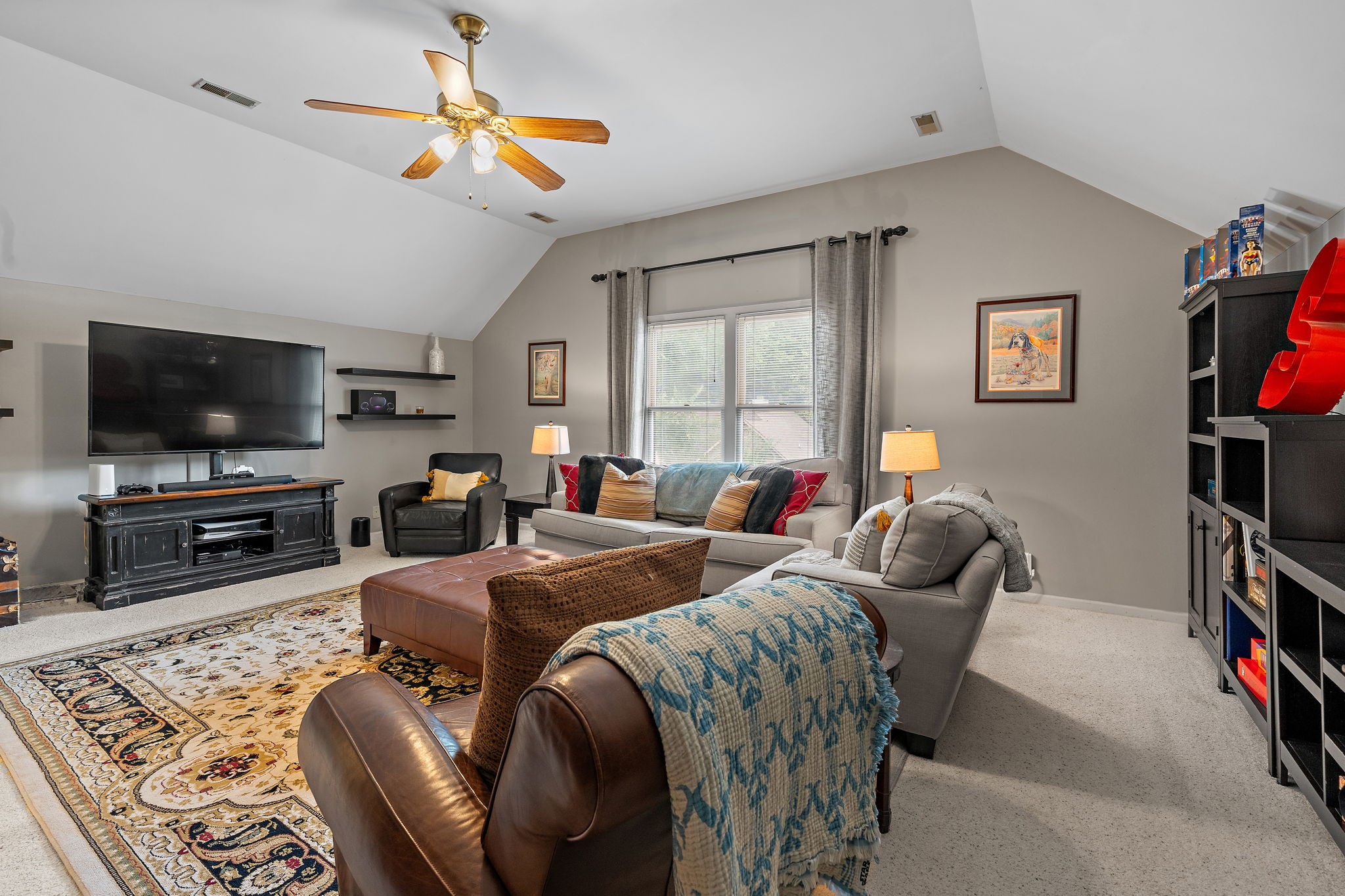 617 Indian Ridge Dr