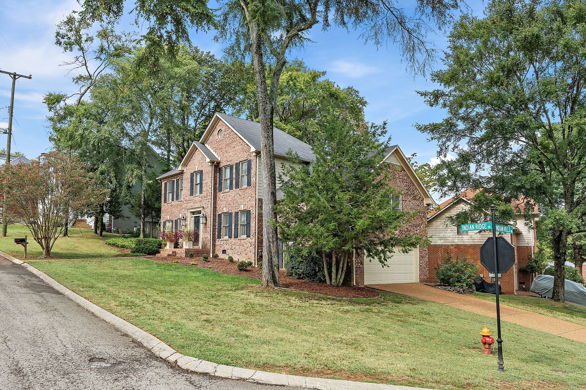 617 Indian Ridge Dr