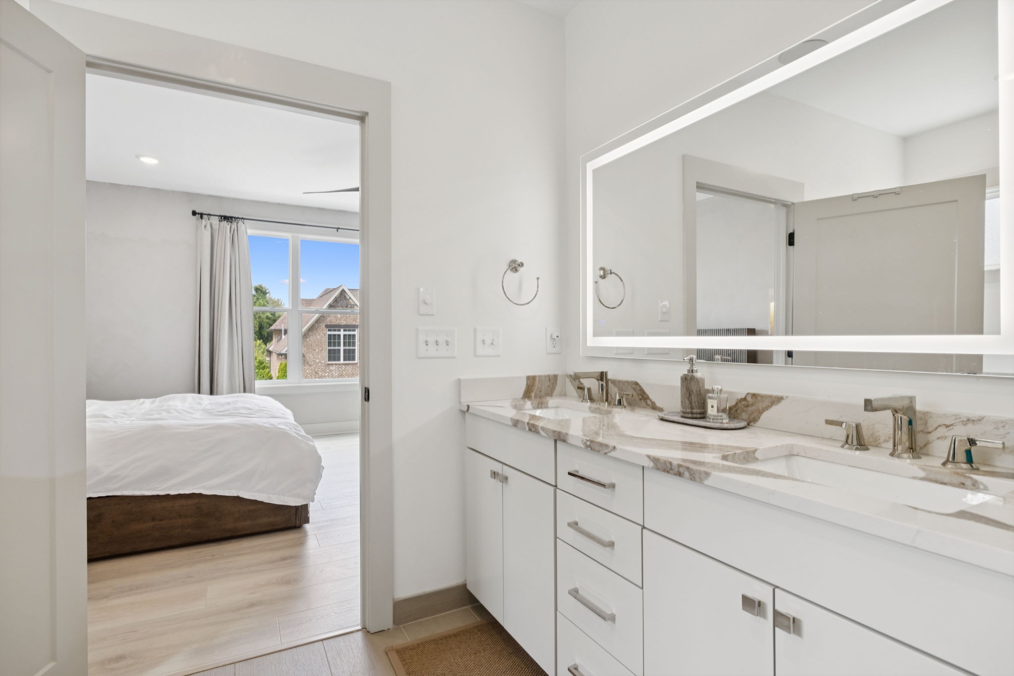 3005 Nichols Vale
