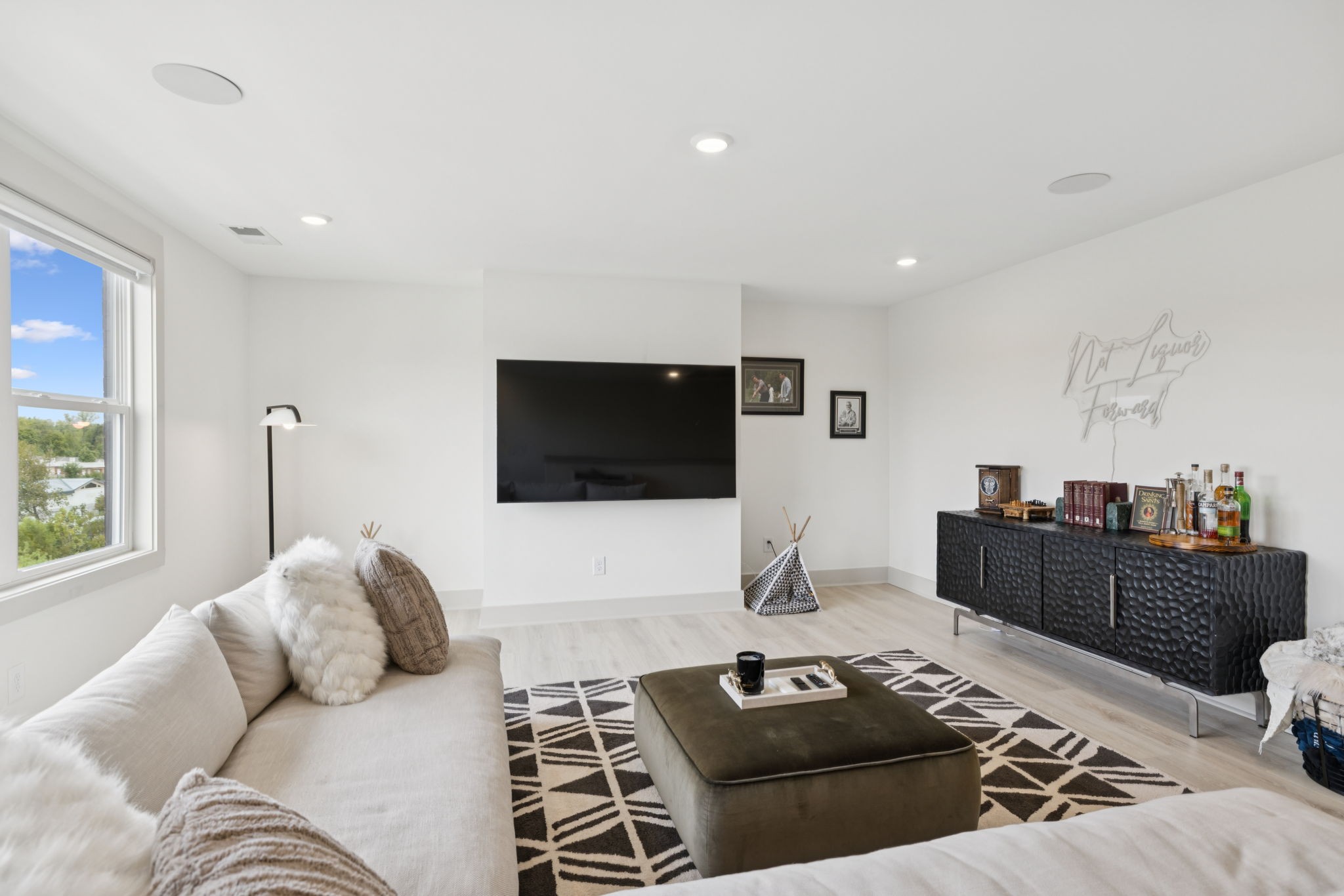 3005 Nichols Vale
