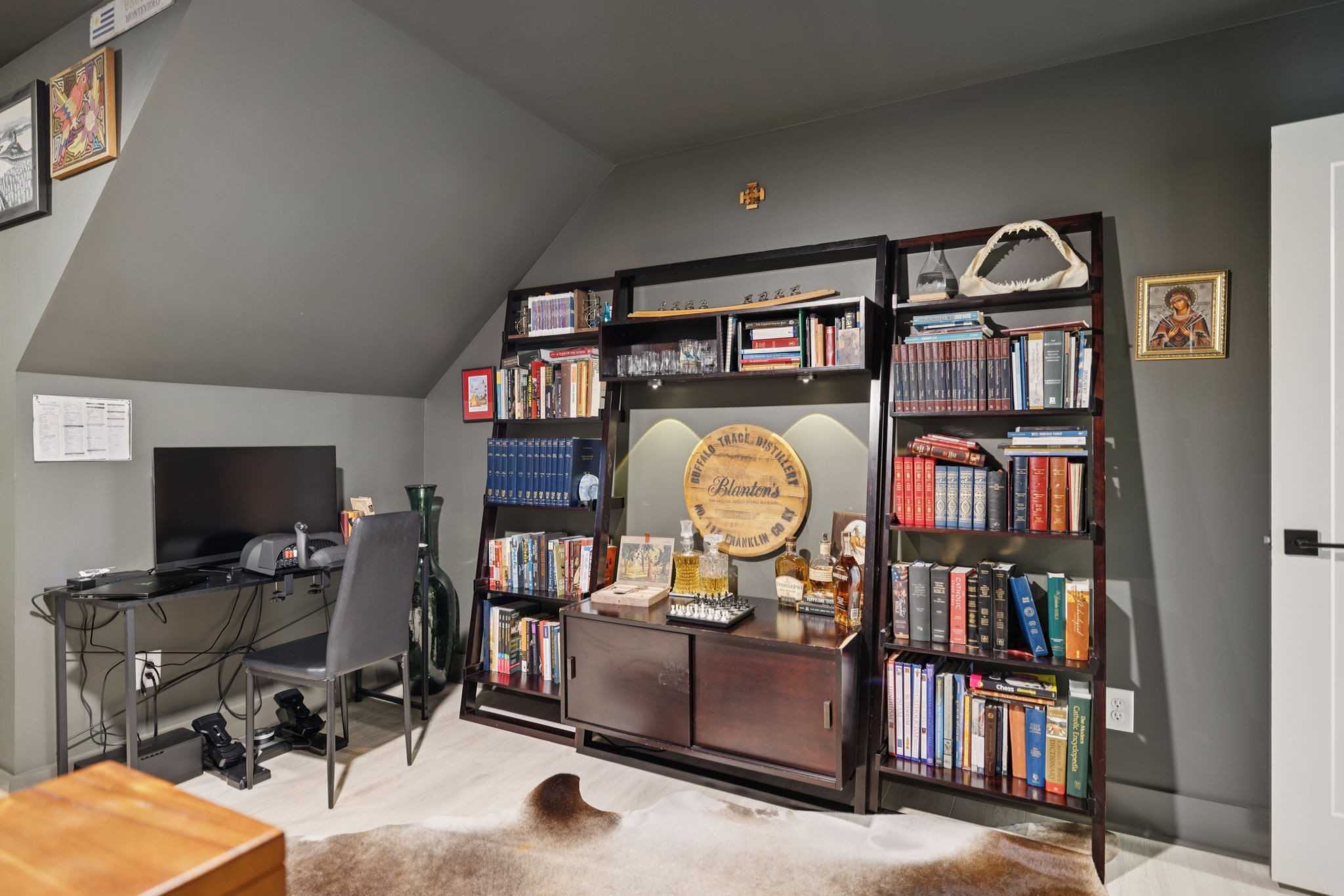 3005 Nichols Vale