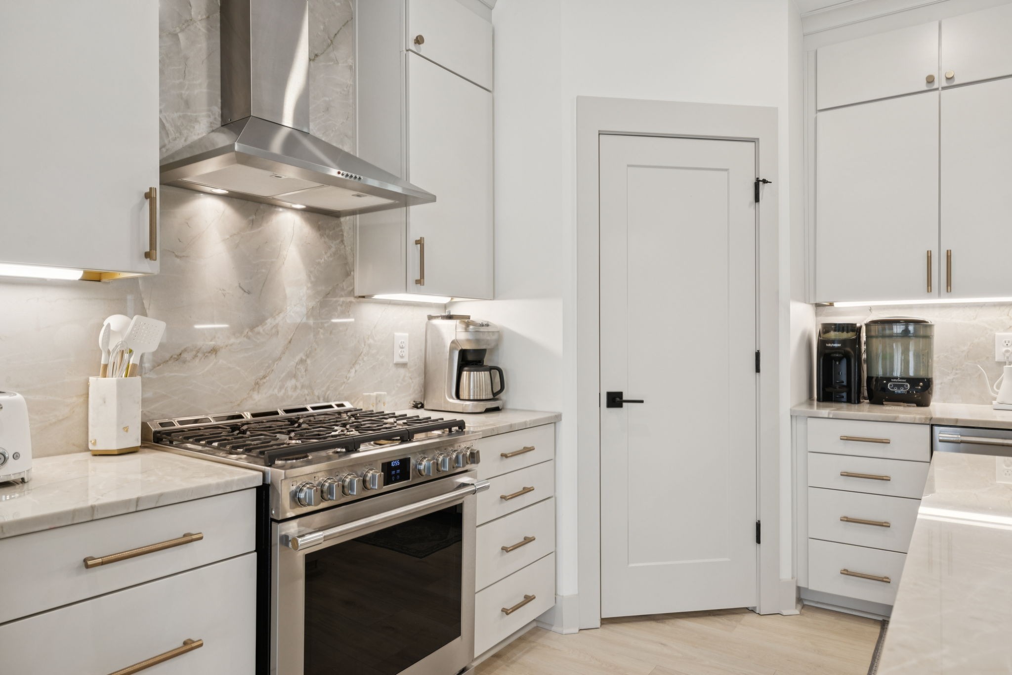 3005 Nichols Vale