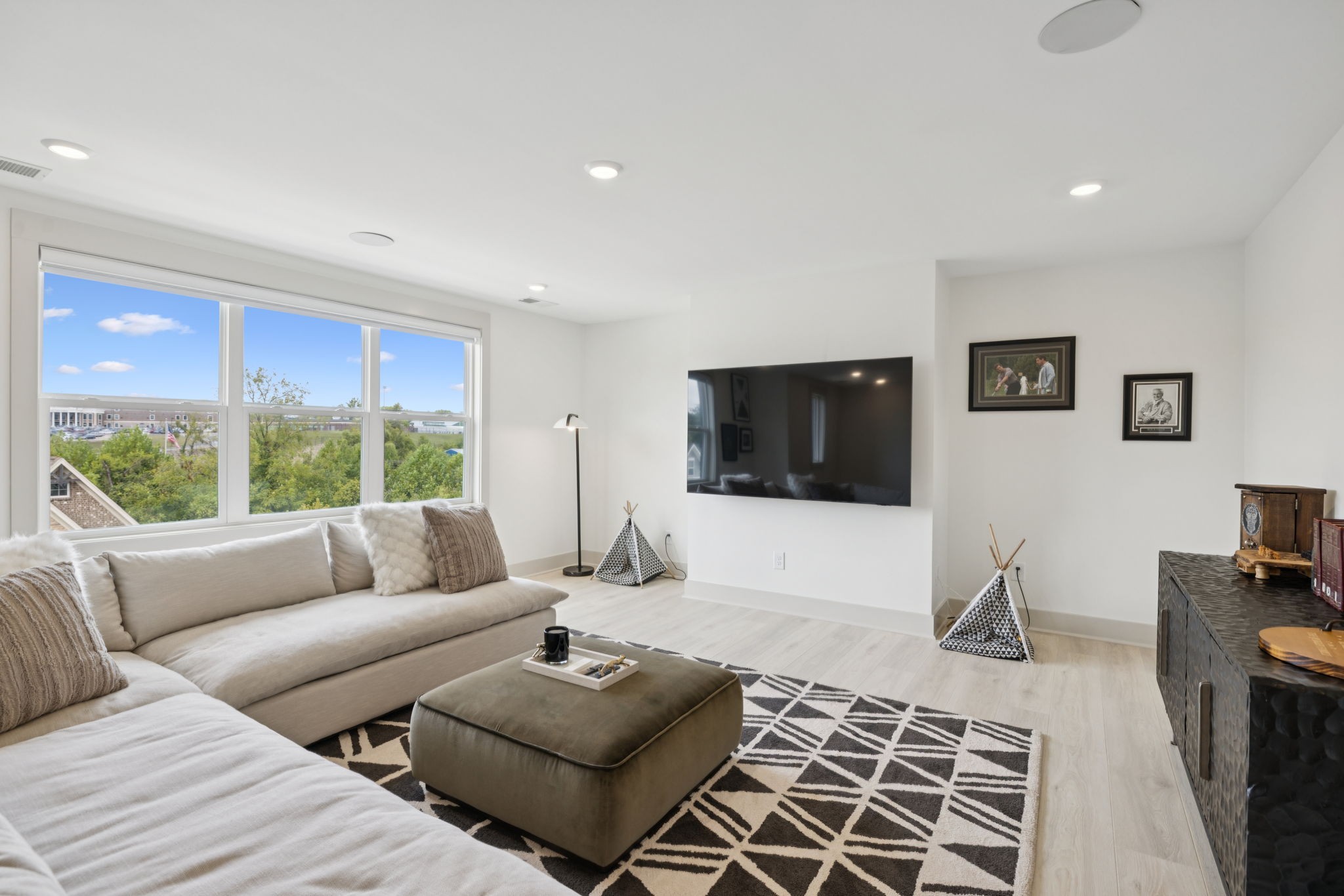3005 Nichols Vale