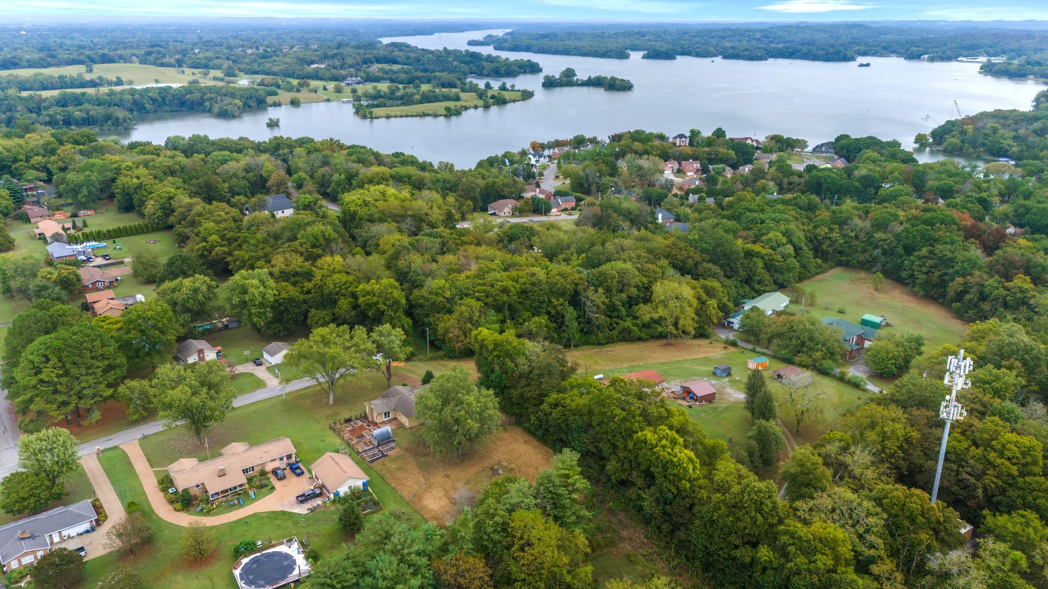622 Oakwood Ter