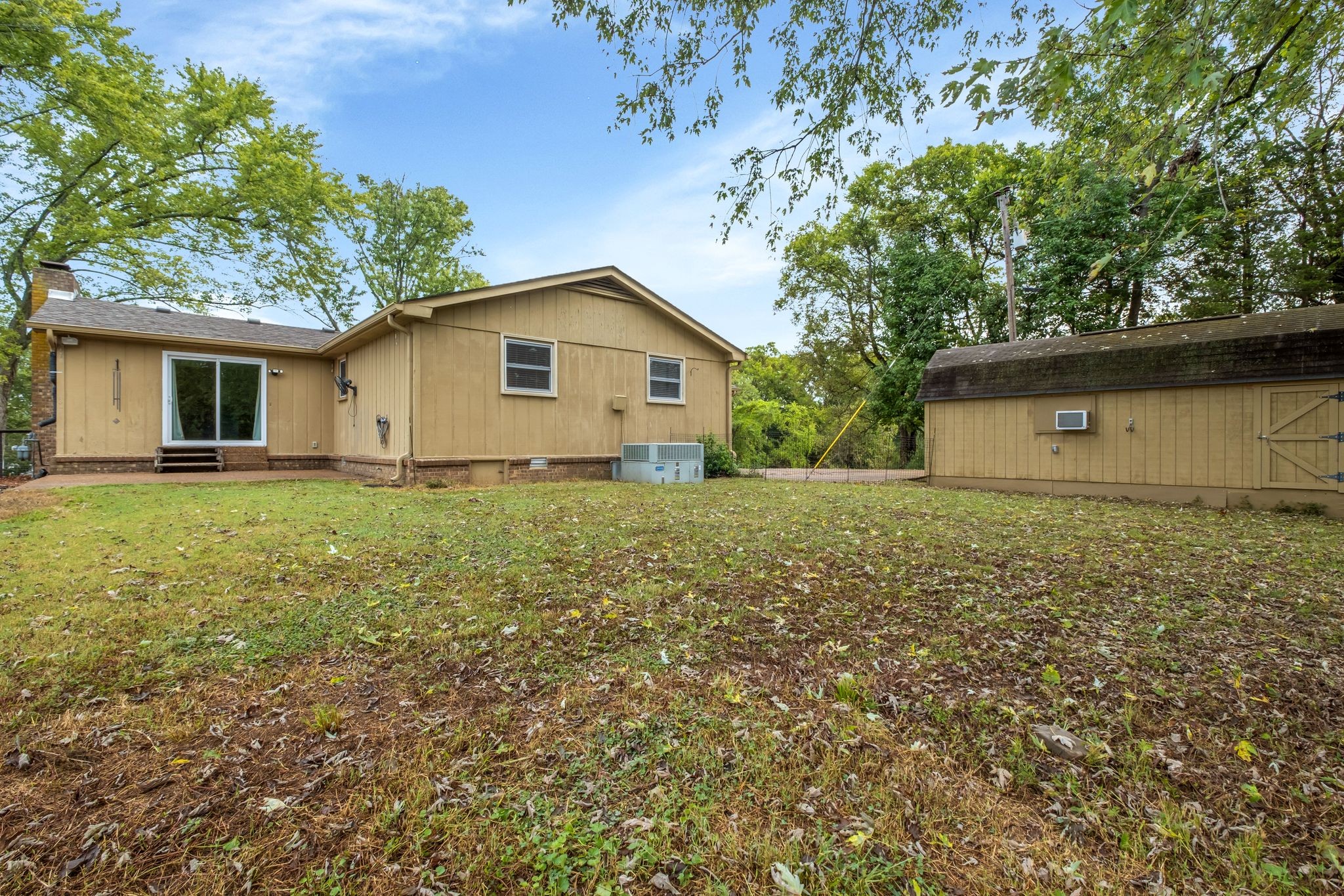 622 Oakwood Ter