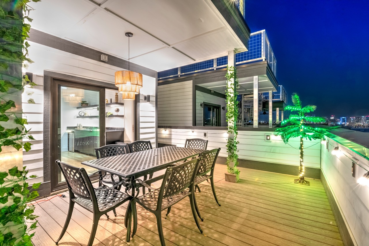 2805 Delaware Avenue Unit: 103