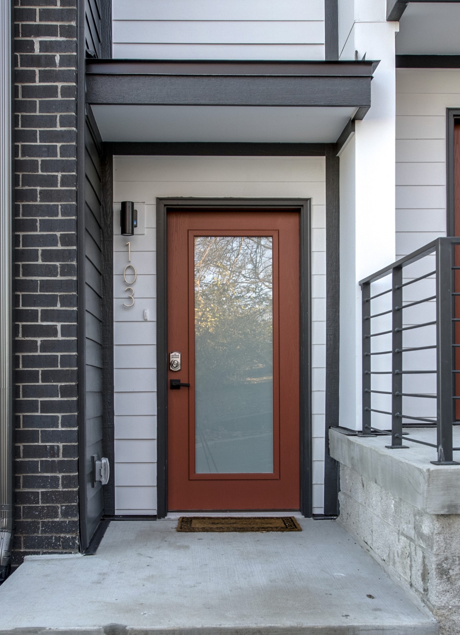 2805 Delaware Avenue Unit: 103