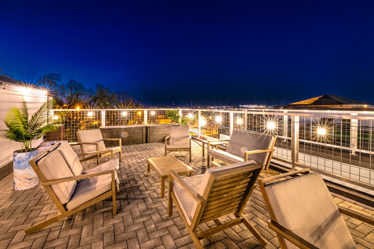 2805 Delaware Avenue Unit: 103