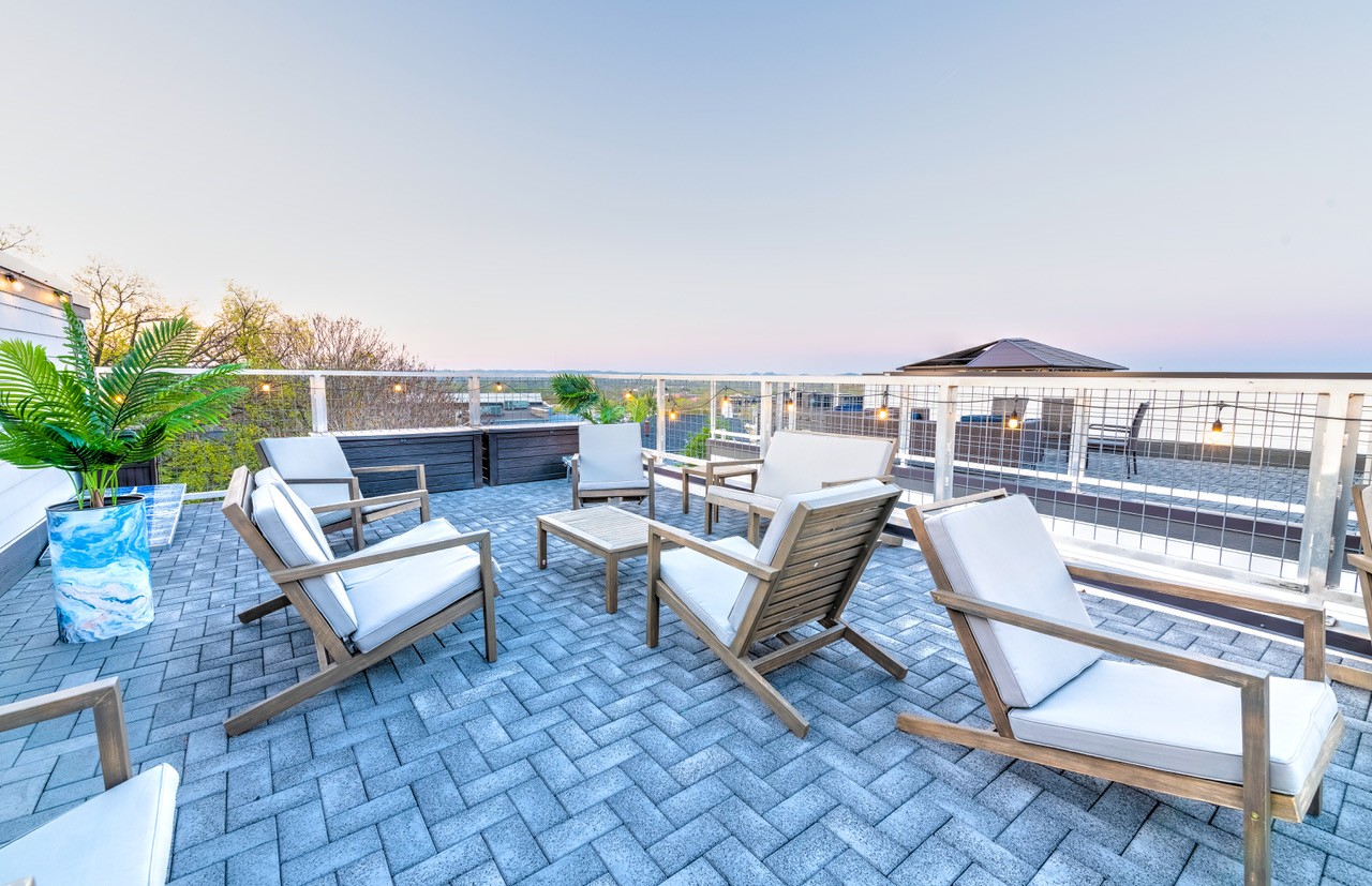 2805 Delaware Avenue Unit: 103
