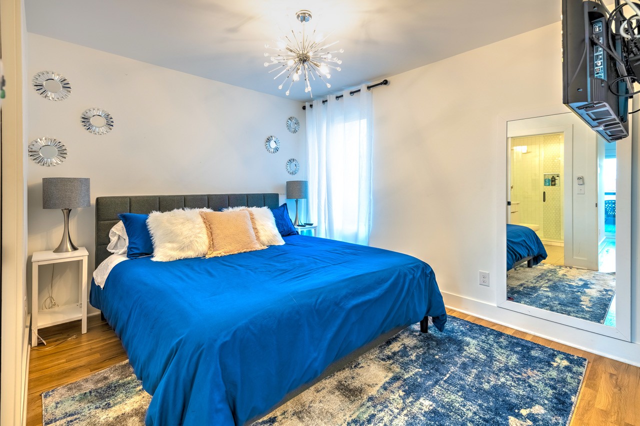 2805 Delaware Avenue Unit: 103
