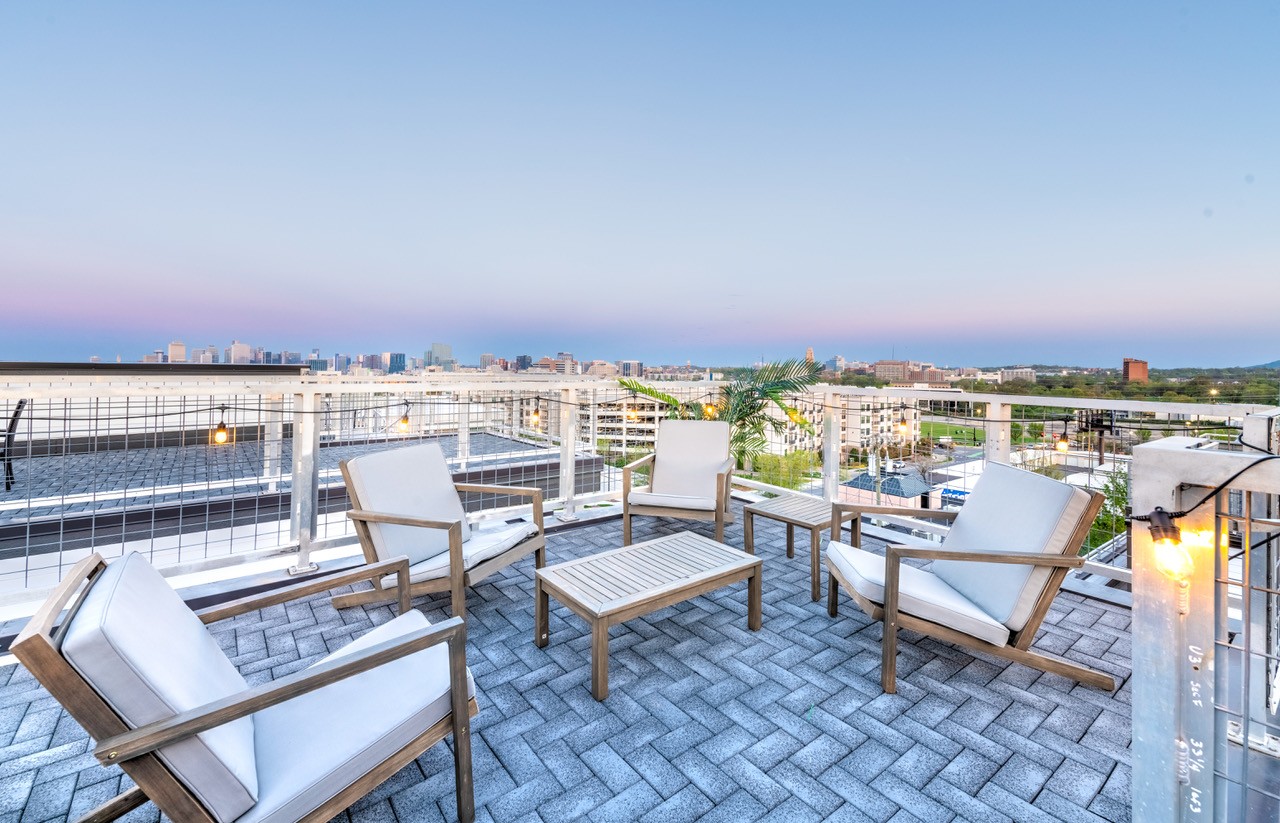 2805 Delaware Avenue Unit: 103