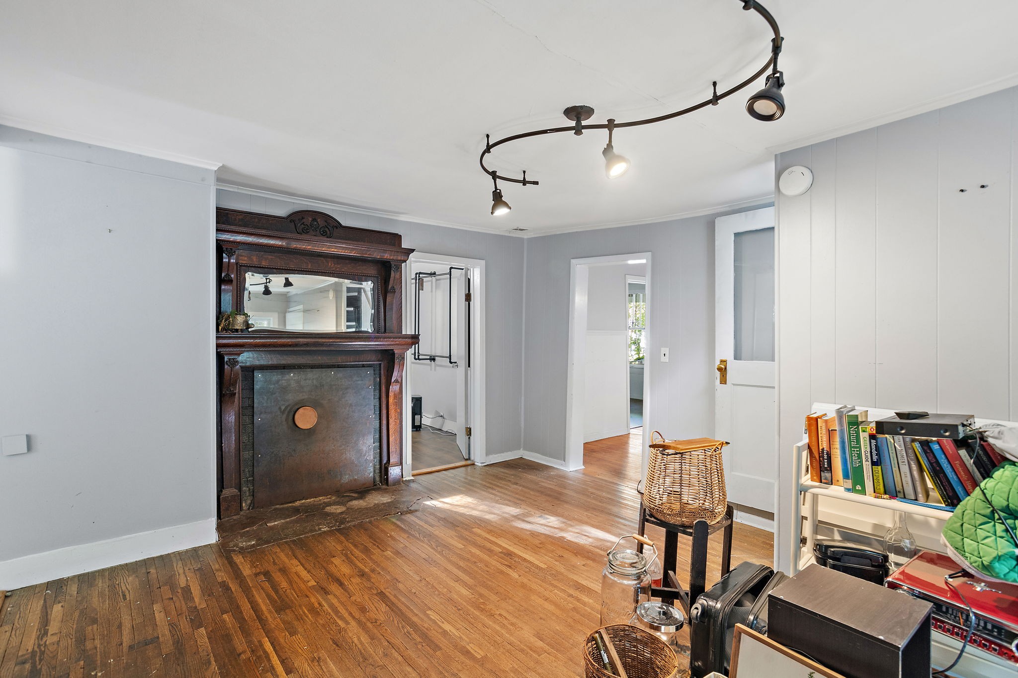 5169 Eatons Creek Rd